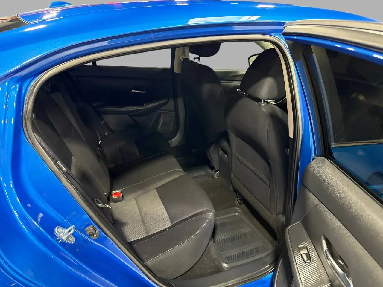 Nissan Sentra photo Nissan Sentra