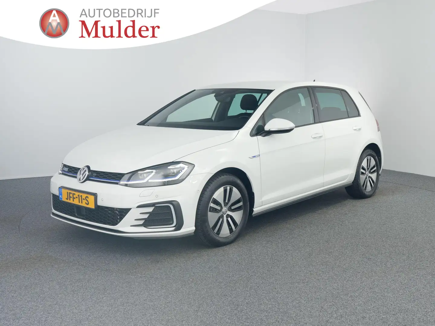 Volkswagen Golf GTE 1.4 eHybrid | Dealer onderhouden | Standkachel  | Blanc - 1
