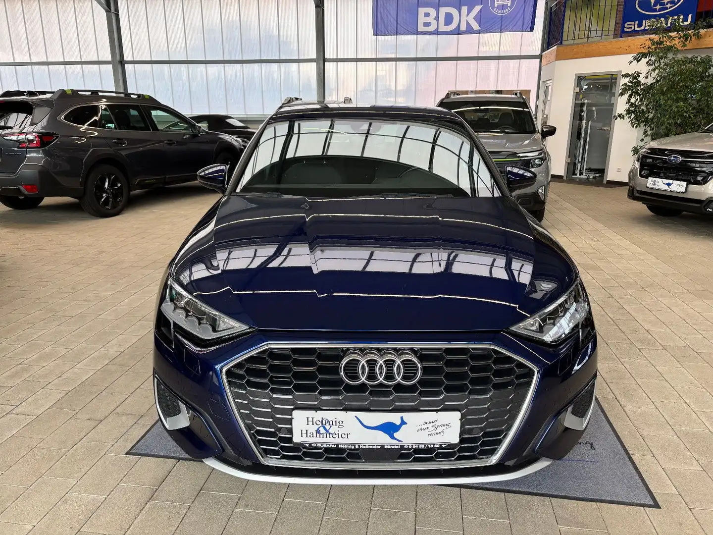 Audi A3 Limousine 35 TDI advanced Blau - 2