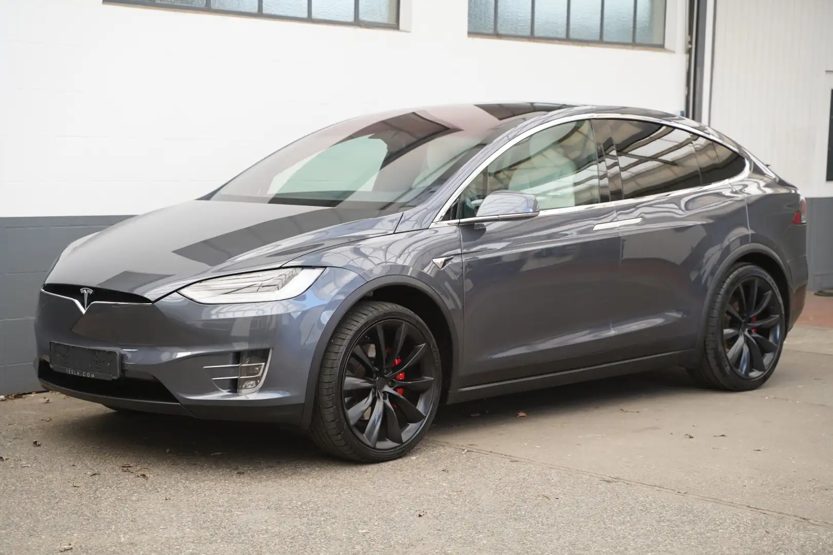 Tesla Model X Performance *innen weiß*AHK*7 Sitze*FSD* Gris - 1
