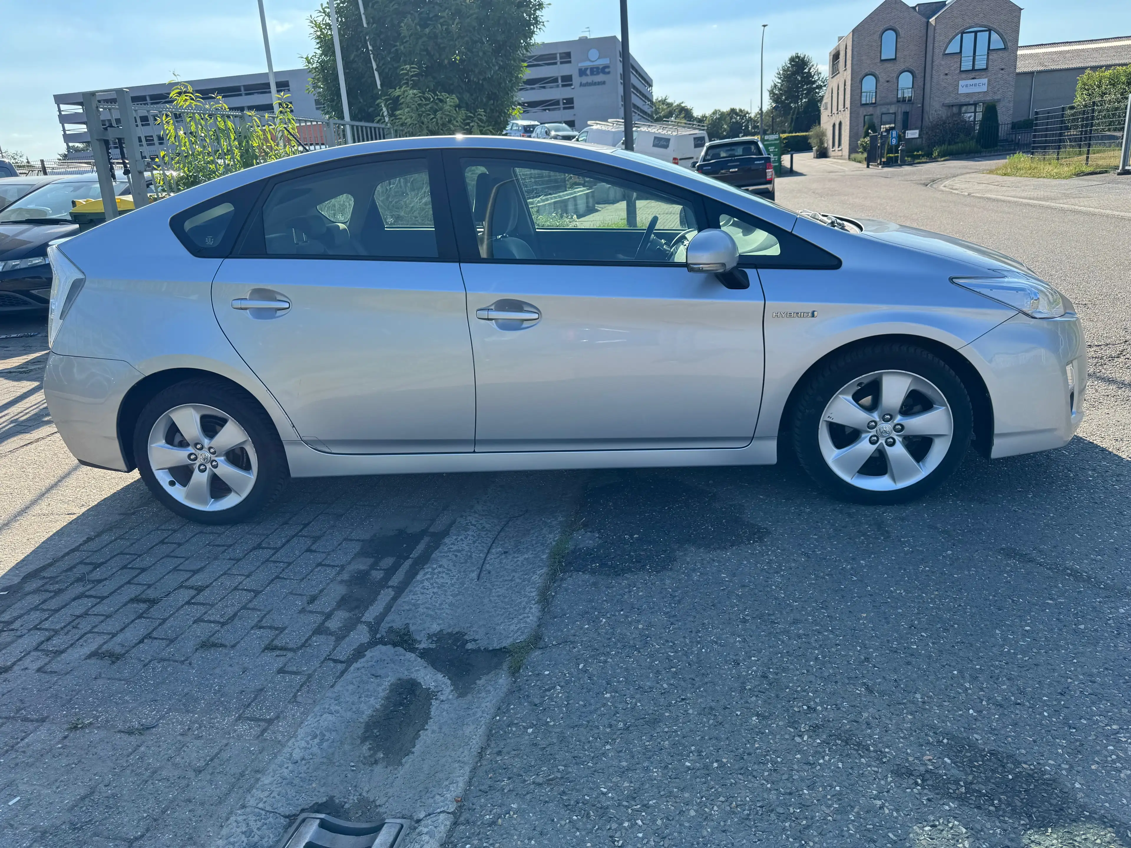Toyota Prius Prius Hybrid 1.8i VVT-i Comfort — photo 3