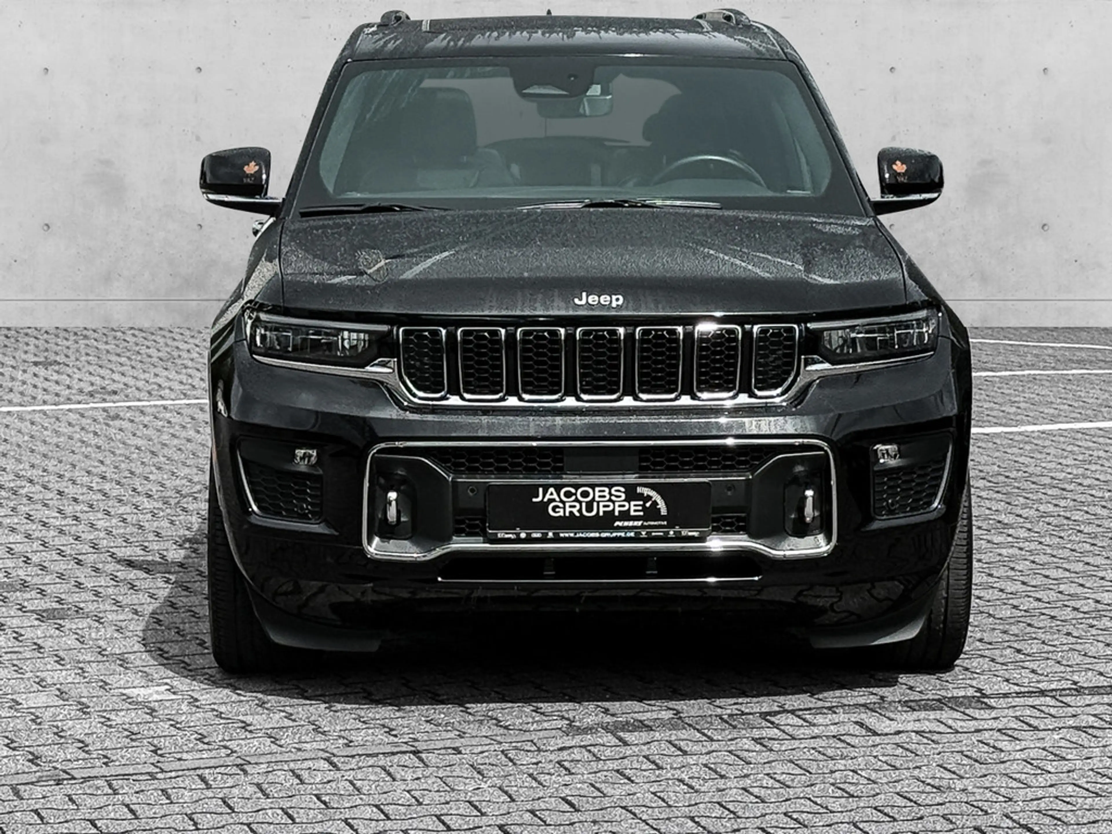 Jeep Grand Cherokee L Overland 5.7 4x4 Pano/Luftfederung/Kamera/LED/AHK — photo 4