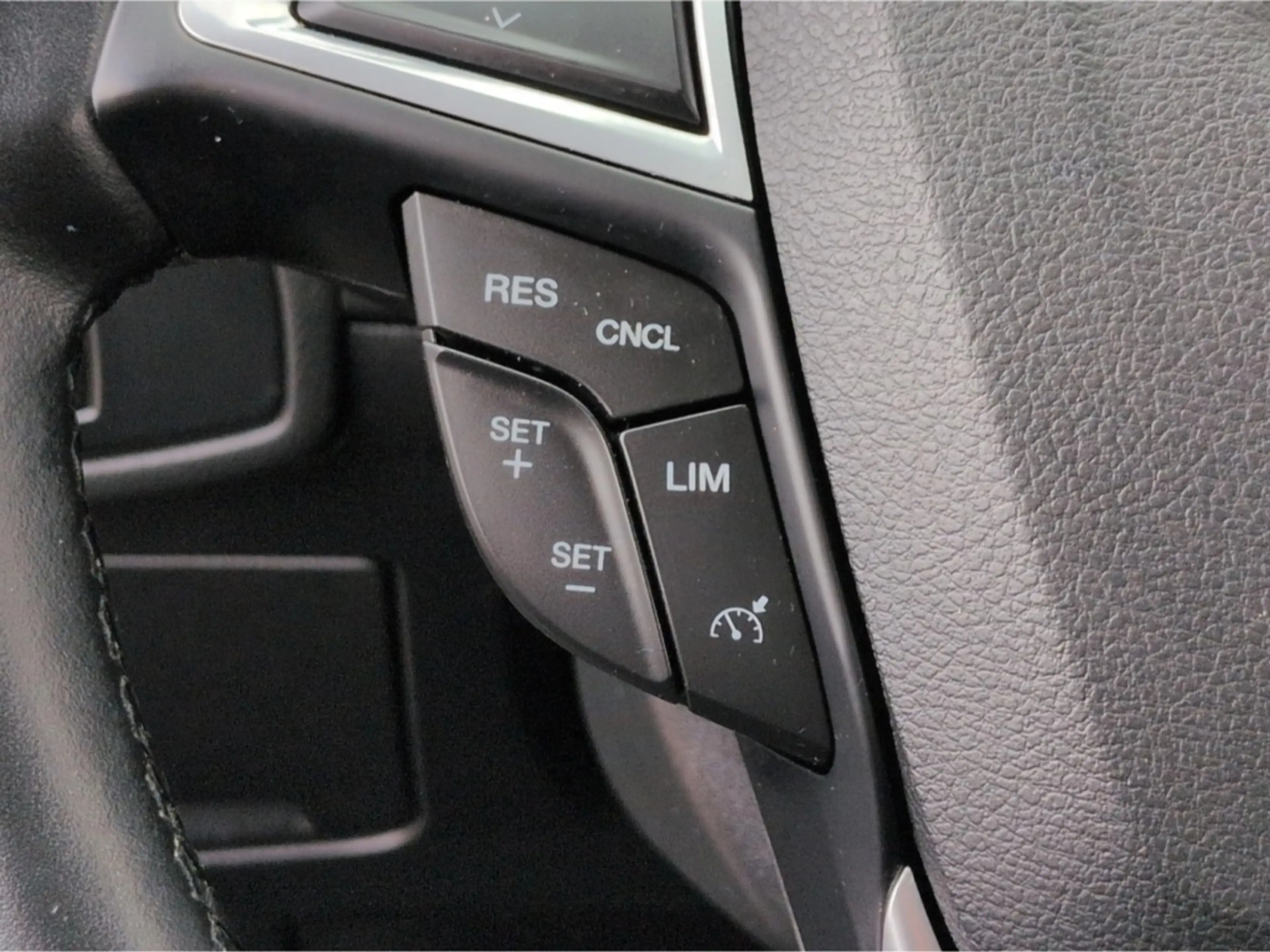 Ford S-Max Titanium AWD 2.0D*Autom AHK Navi R-Kam SHZ — photo 13