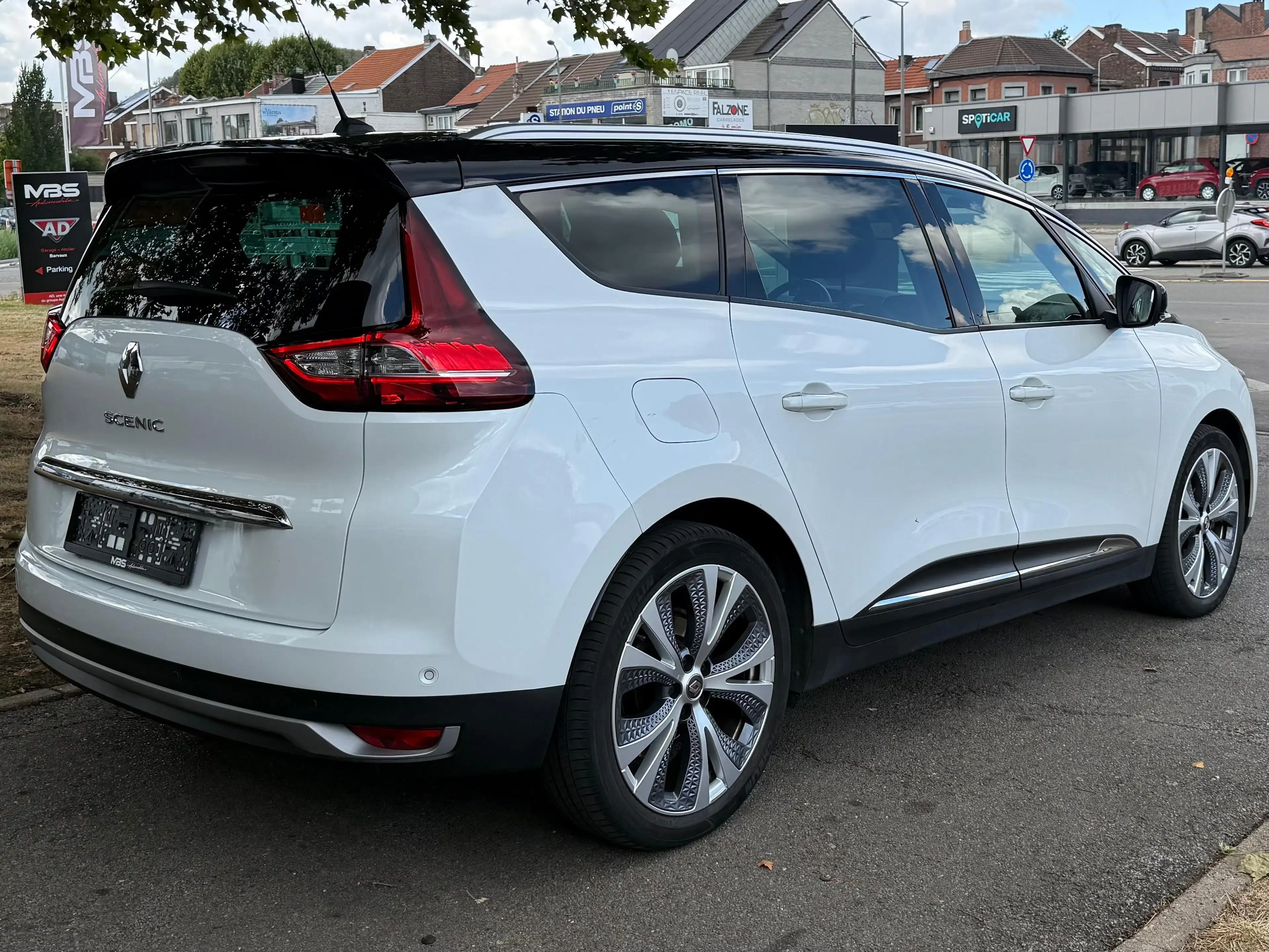 Renault Scenic *7PLACES* TVAC* AUTO* CRUISE* CAMERA* LED* GARANTIE 12 MOIS* — photo 7