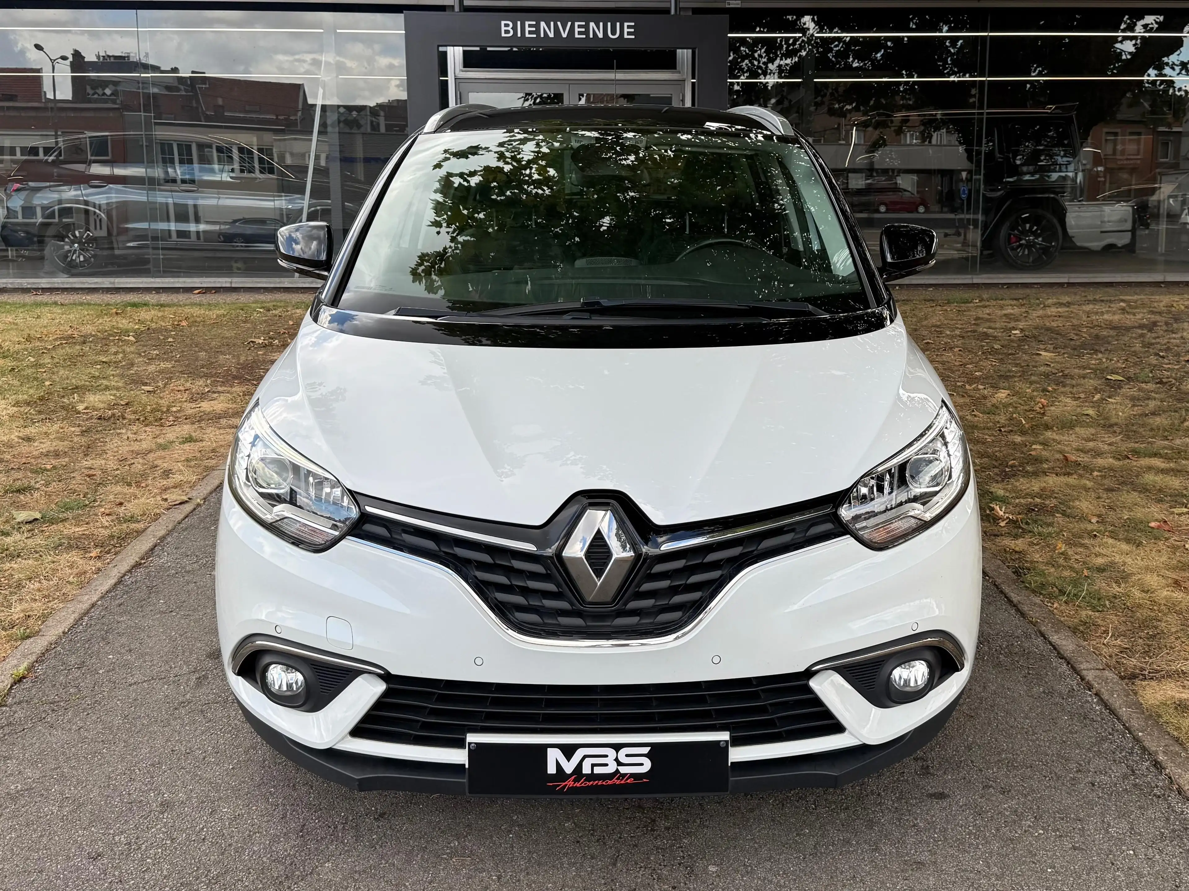 Renault Scenic *7PLACES* TVAC* AUTO* CRUISE* CAMERA* LED* GARANTIE 12 MOIS* — photo 2