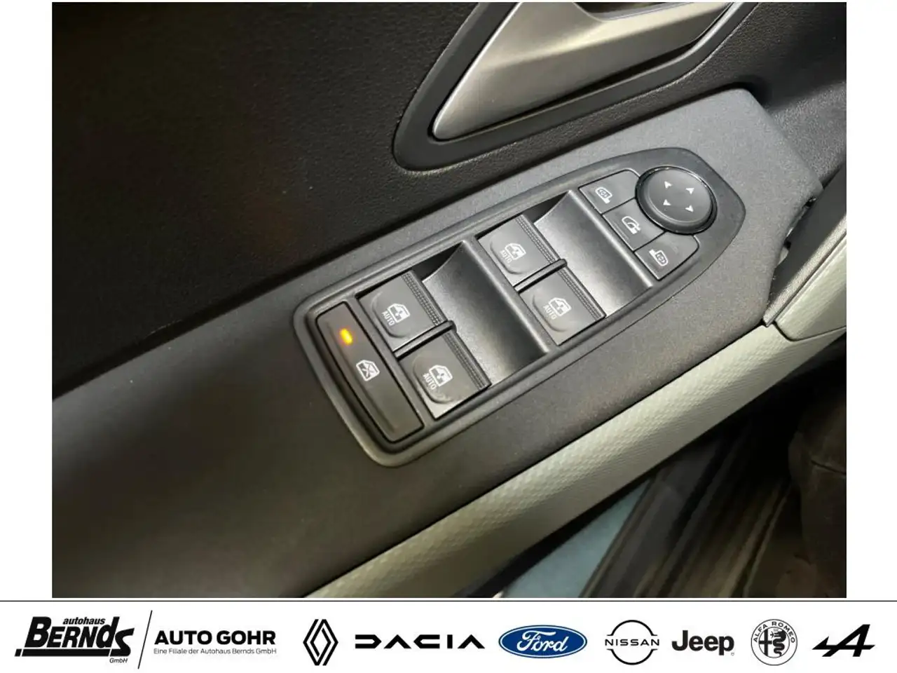 Dacia Duster Hybrid 140 Extreme CITY DAB+ HiFi CarPlay Kamera, миниатюра 24