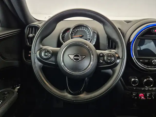 Mini Cooper Cooper view 10