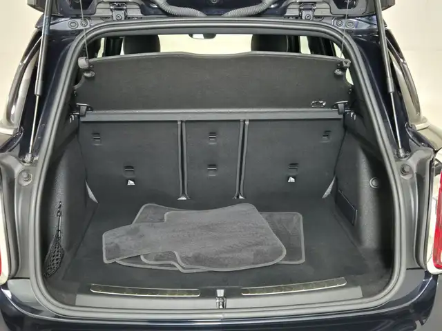 Mini Cooper Cooper view 14