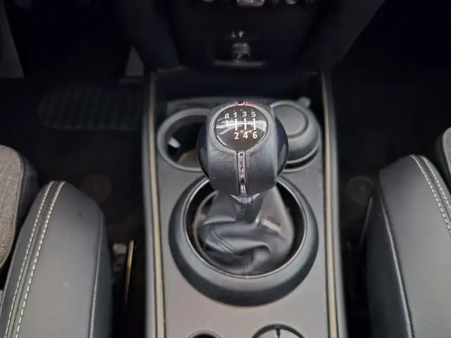 Mini Cooper Cooper view 12