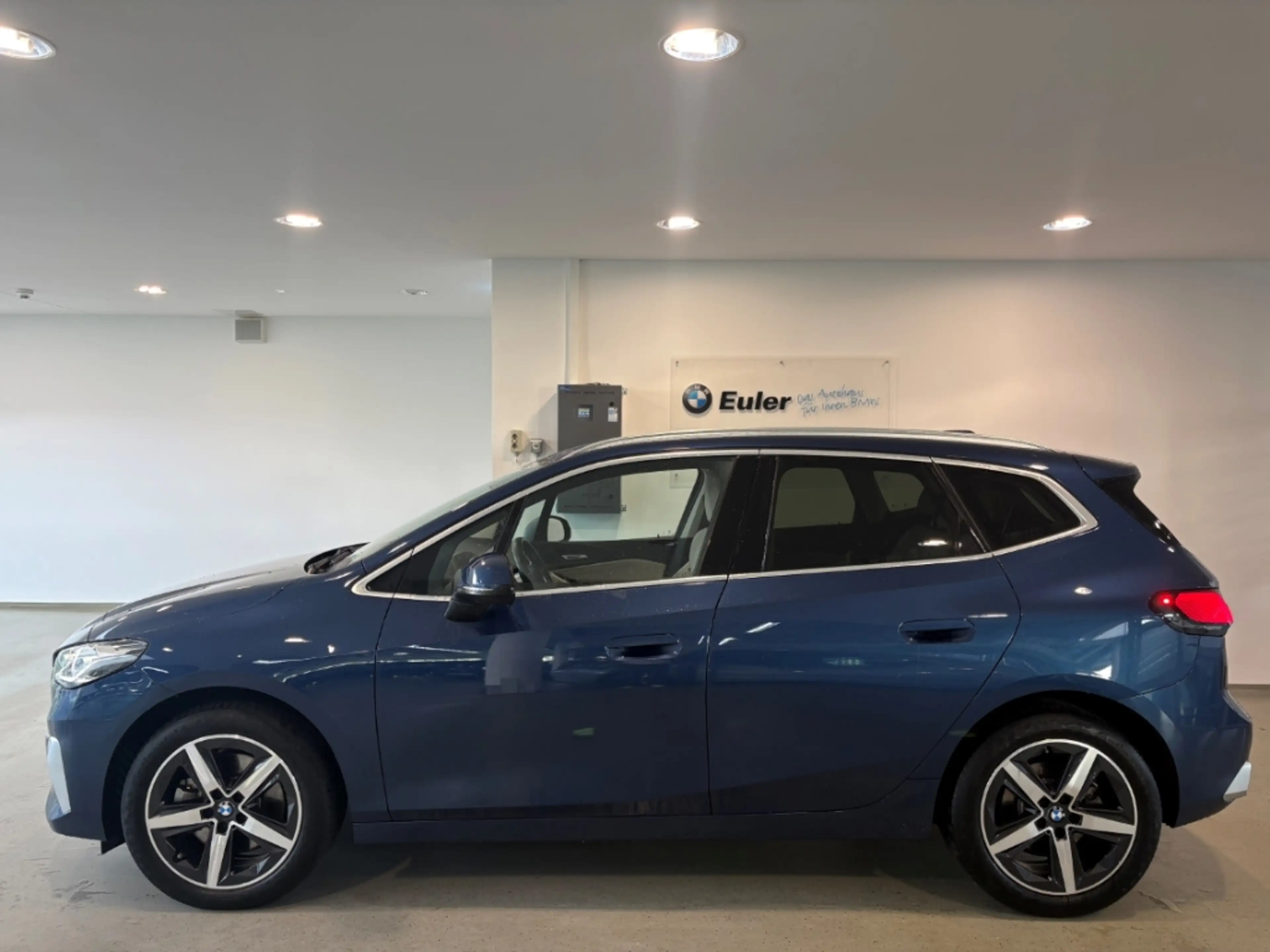 BMW 223 Active Tourer i El. Panodach Panorama Navi Digital — photo 5