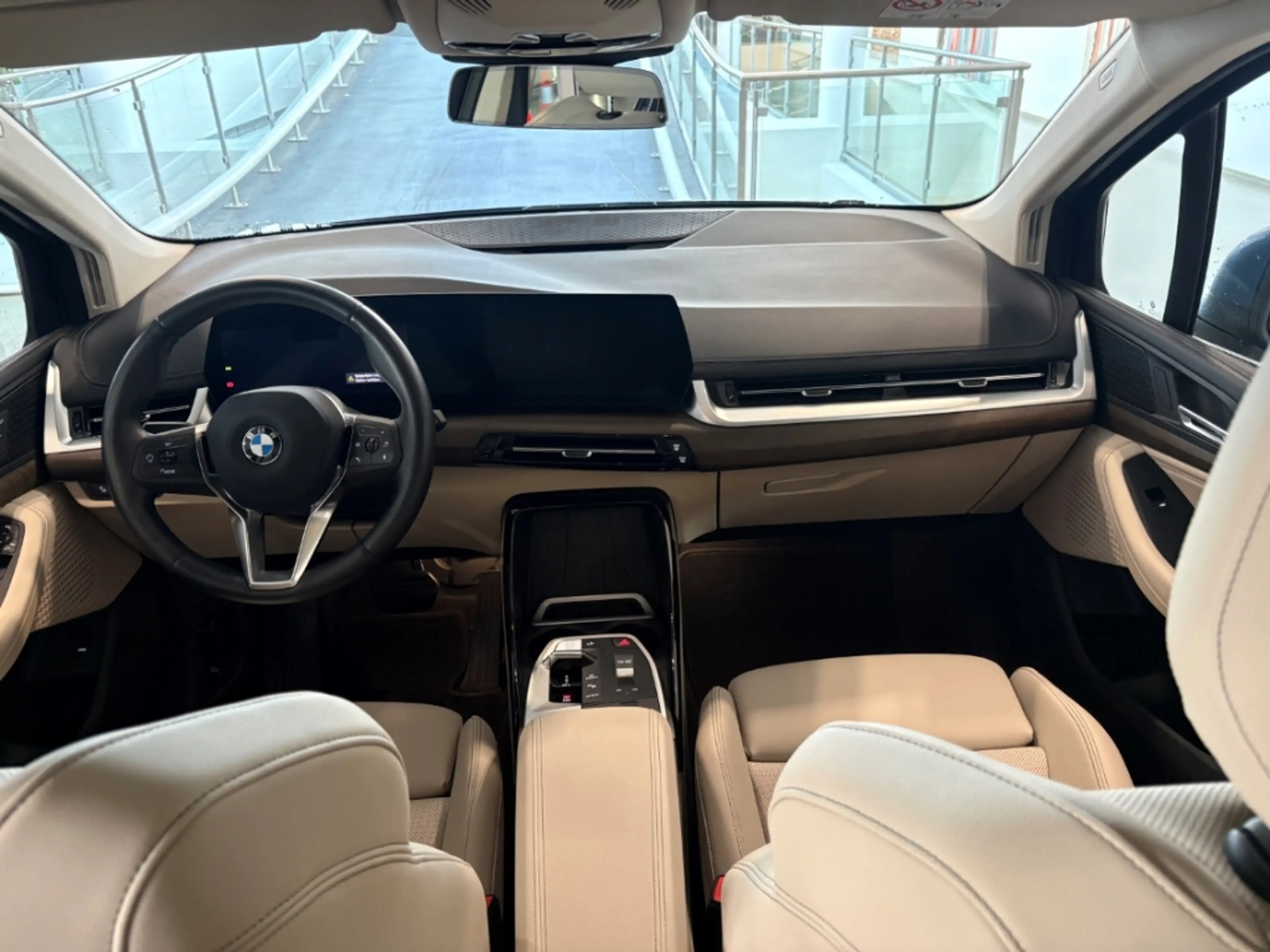 BMW 223 Active Tourer i El. Panodach Panorama Navi Digital — photo 6