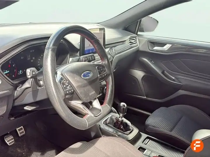 Ford Focus 1.0 Ecoboost ST-Line 2020, foto 15