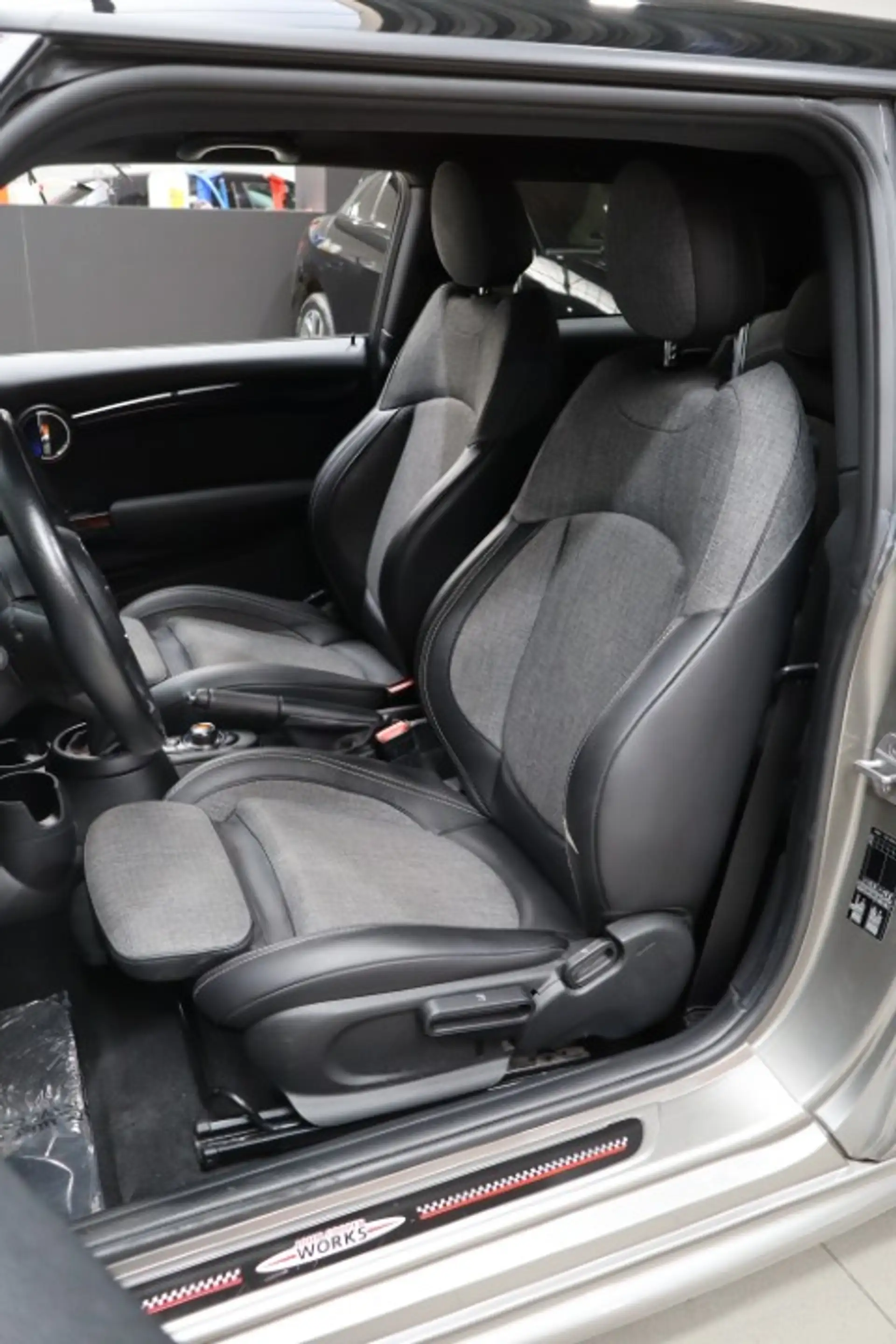 MINI Cooper D John Cooper Works KIT — photo 13