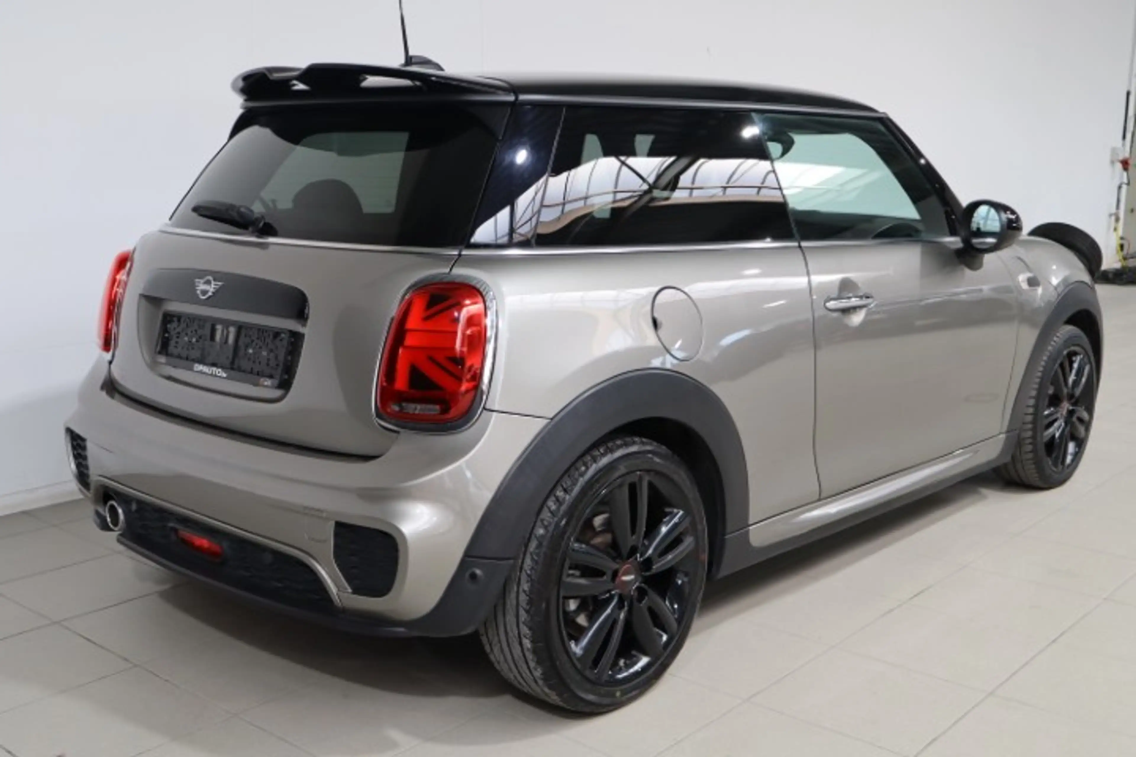MINI Cooper D John Cooper Works KIT — photo 7