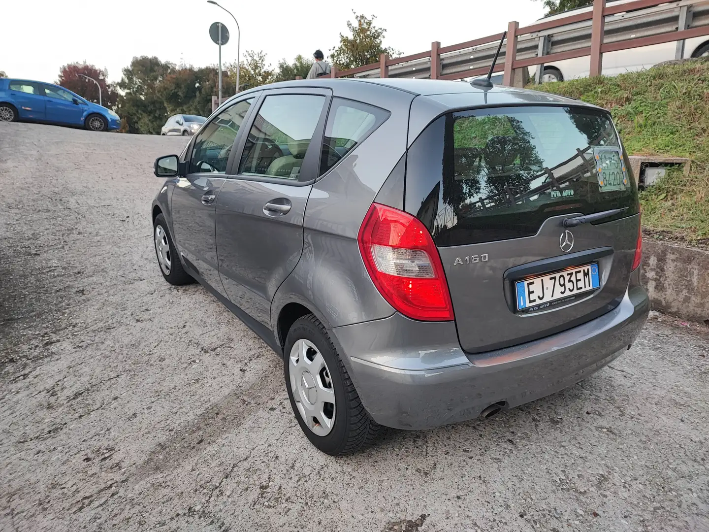 Mercedes-Benz A 160 Unico Proprietario  KM 112.000 Grau - 2