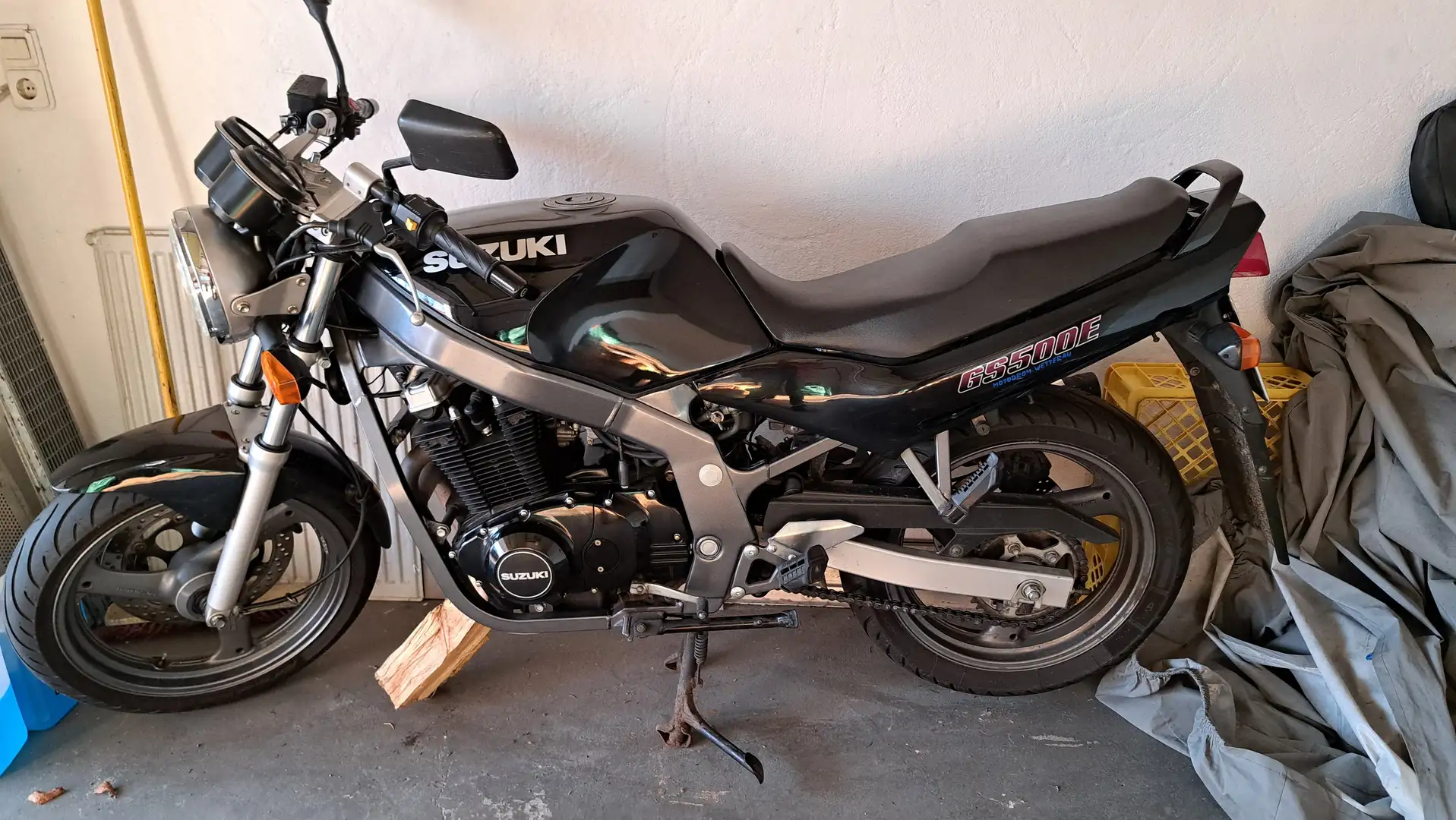 Suzuki GS 500 GS500E,  wenig km Schwarz - 2