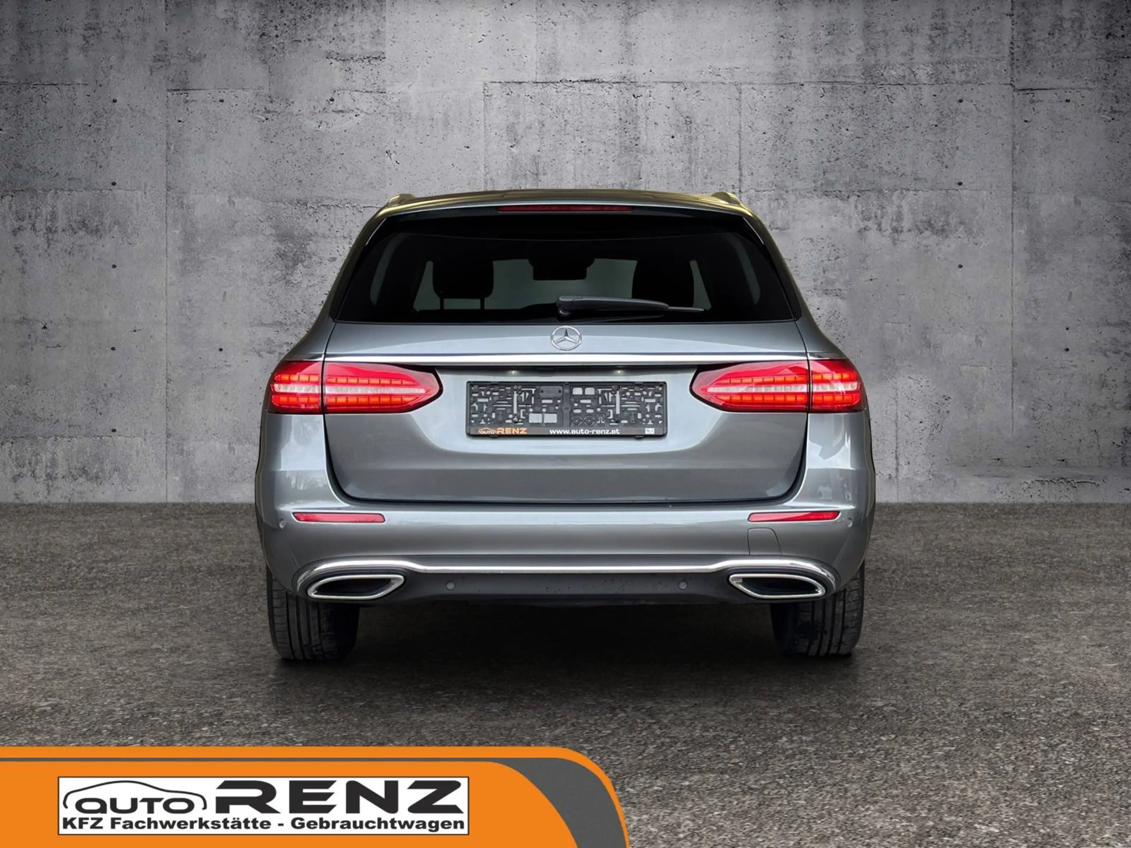 Mercedes-Benz E 200 d, Airmatic, AHK,... — photo 5
