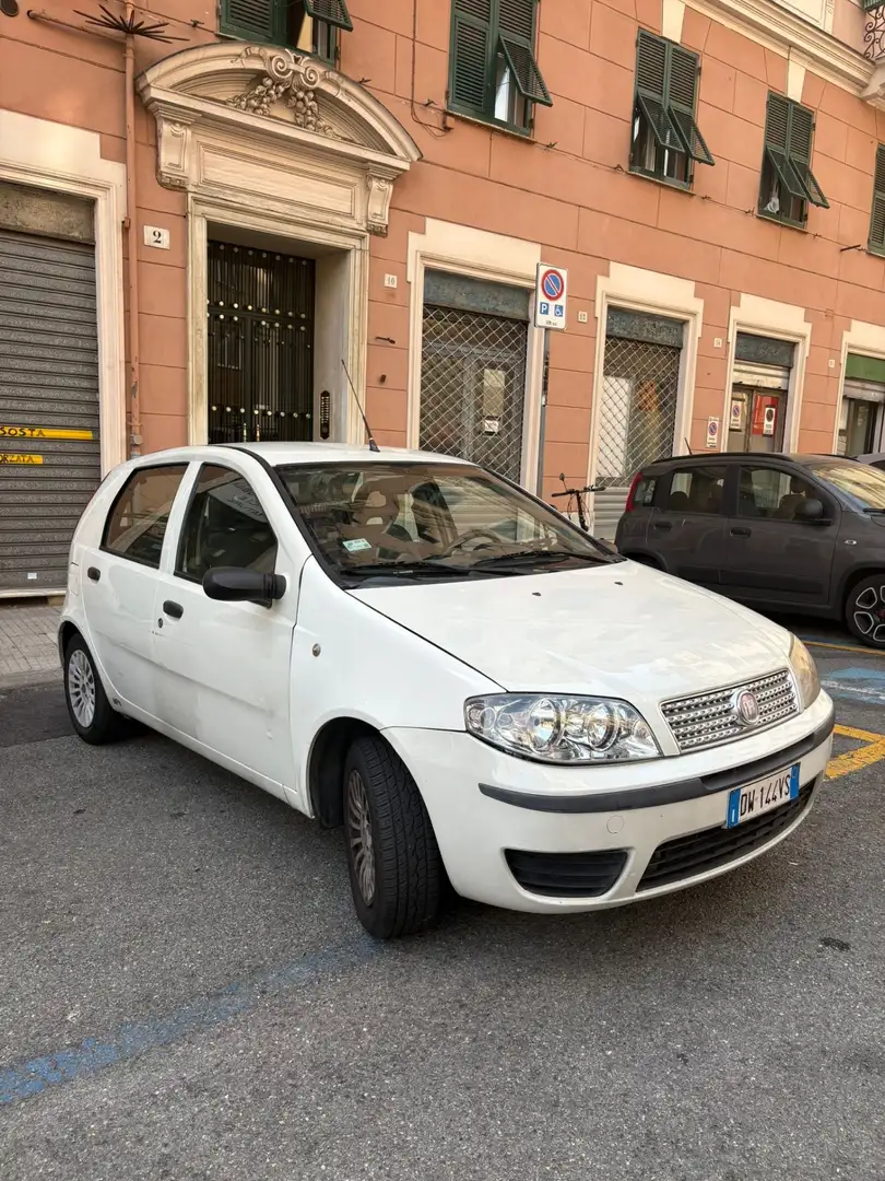 Fiat Punto 5p 1.2 Classic - 1