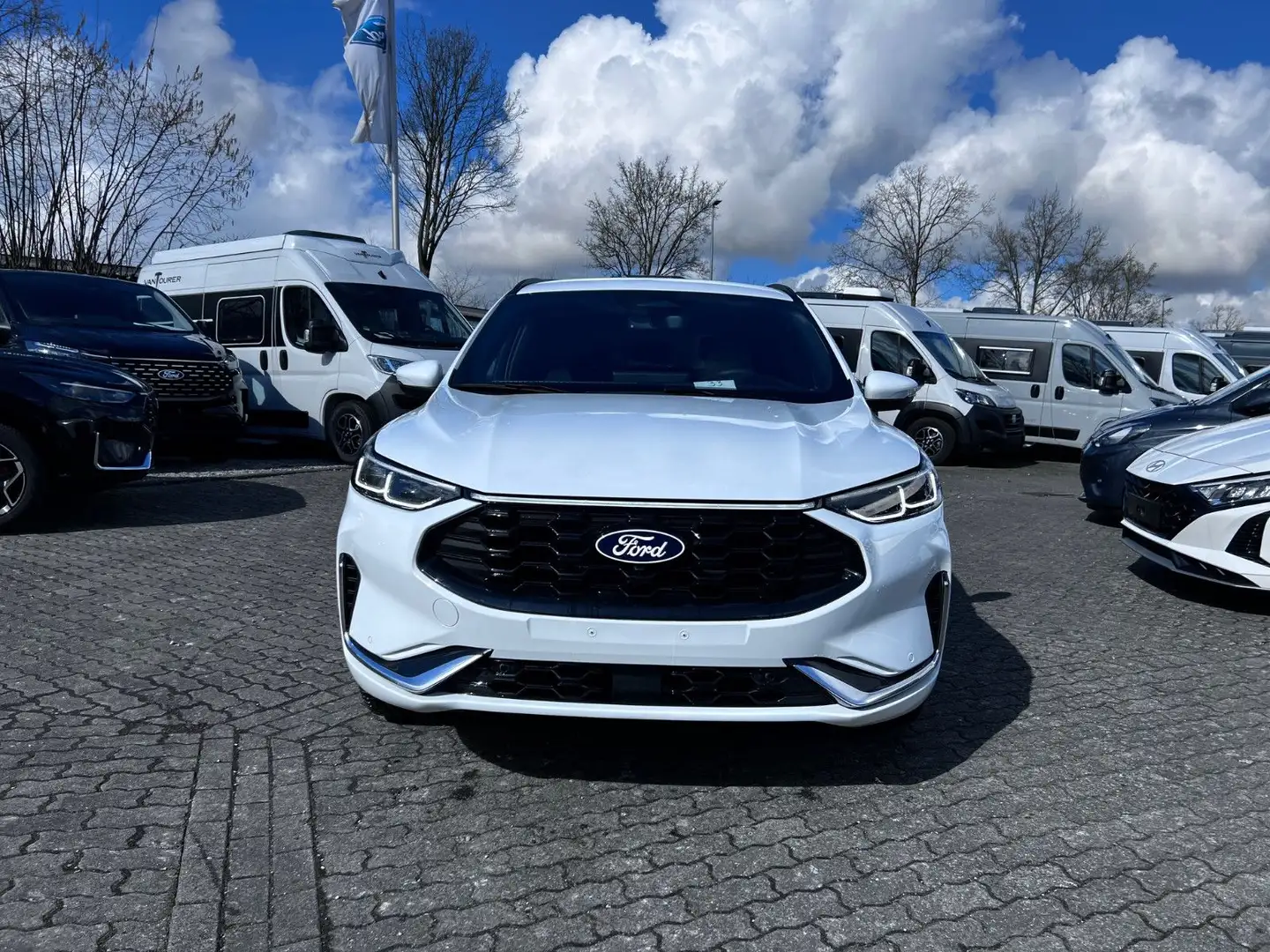 Ford Kuga PHEV ST-Line X Winter & Technologiepaket Weiß - 2