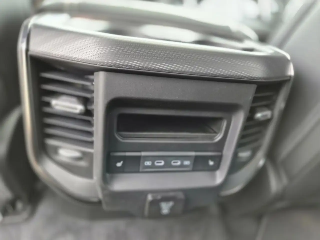 RAM 1500 fotografie RAM 1500