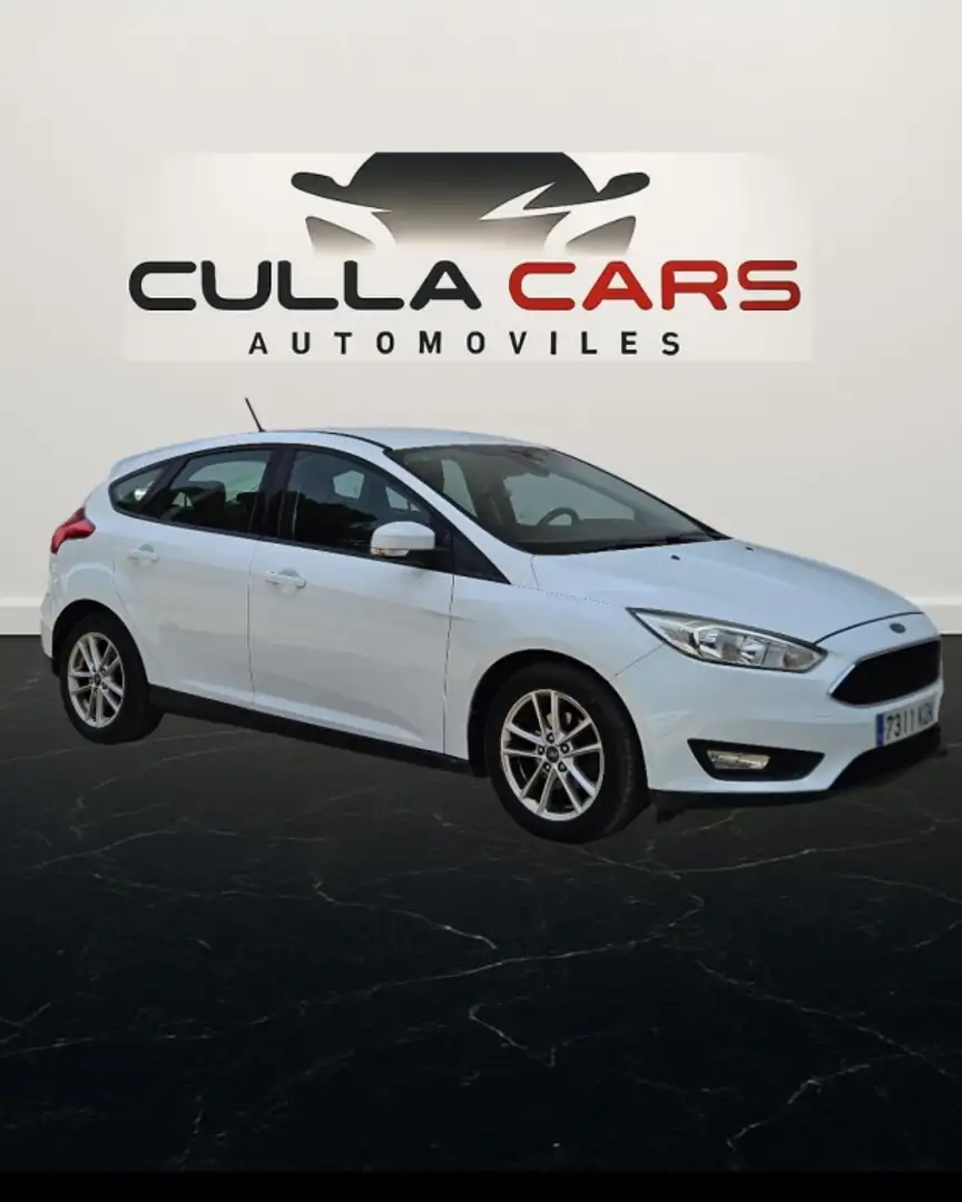 Ford Focus 1.0 Ecoboost Auto-S&S Trend 100 Blanc - 1