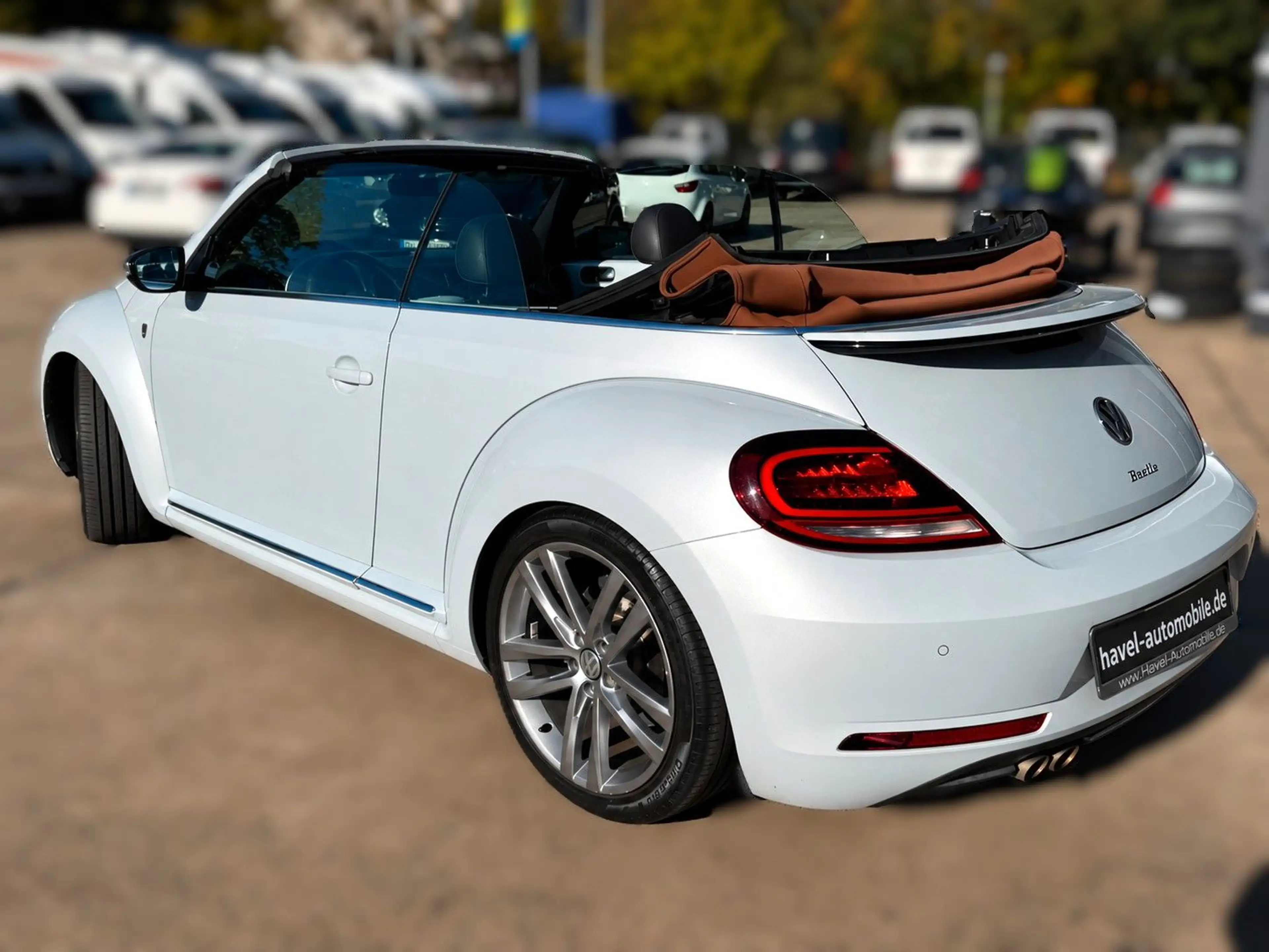 Volkswagen Beetle Cabriolet Karmann PDC Sitzheizung — photo 5