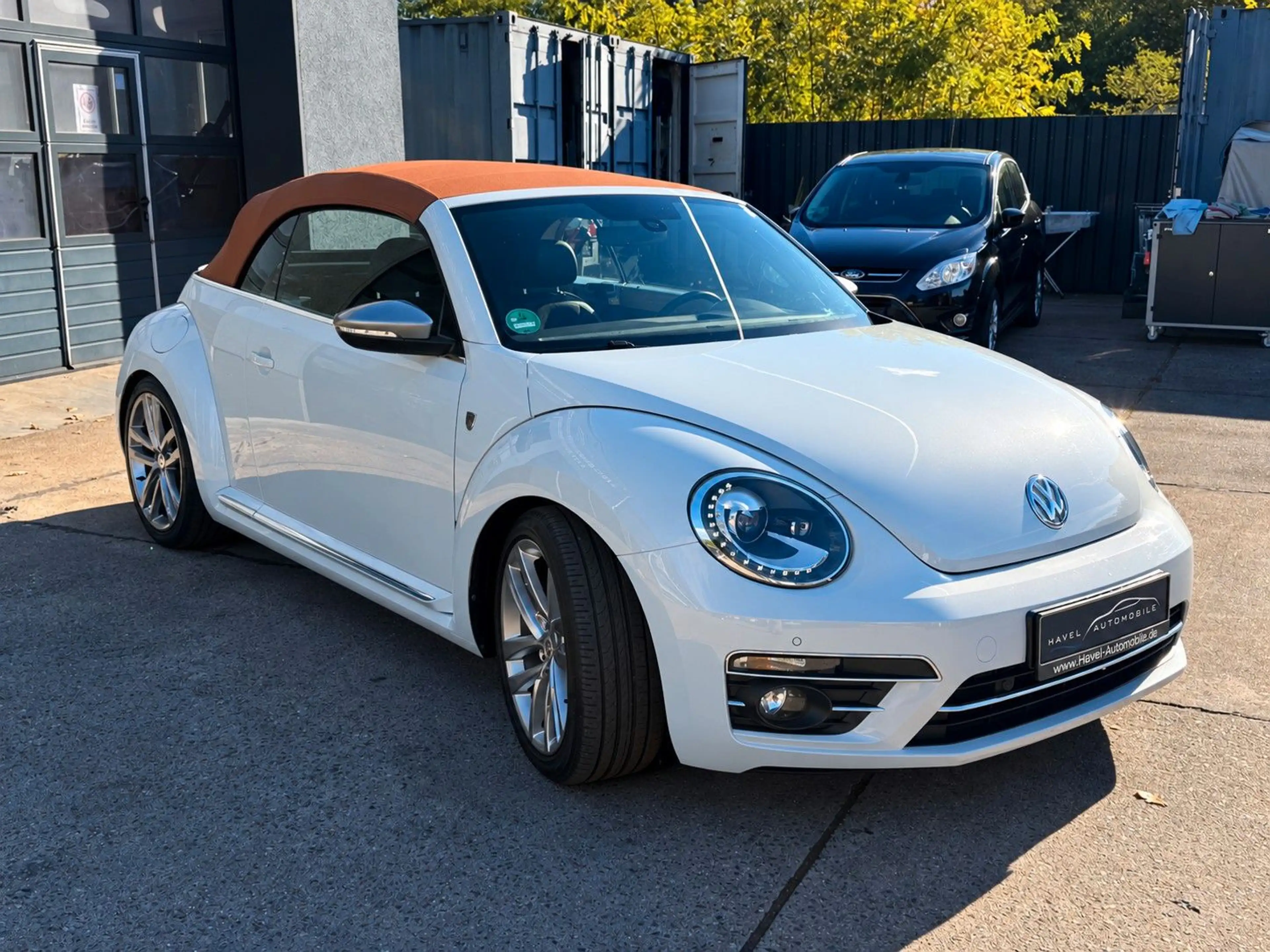 Volkswagen Beetle Cabriolet Karmann PDC Sitzheizung — photo 6