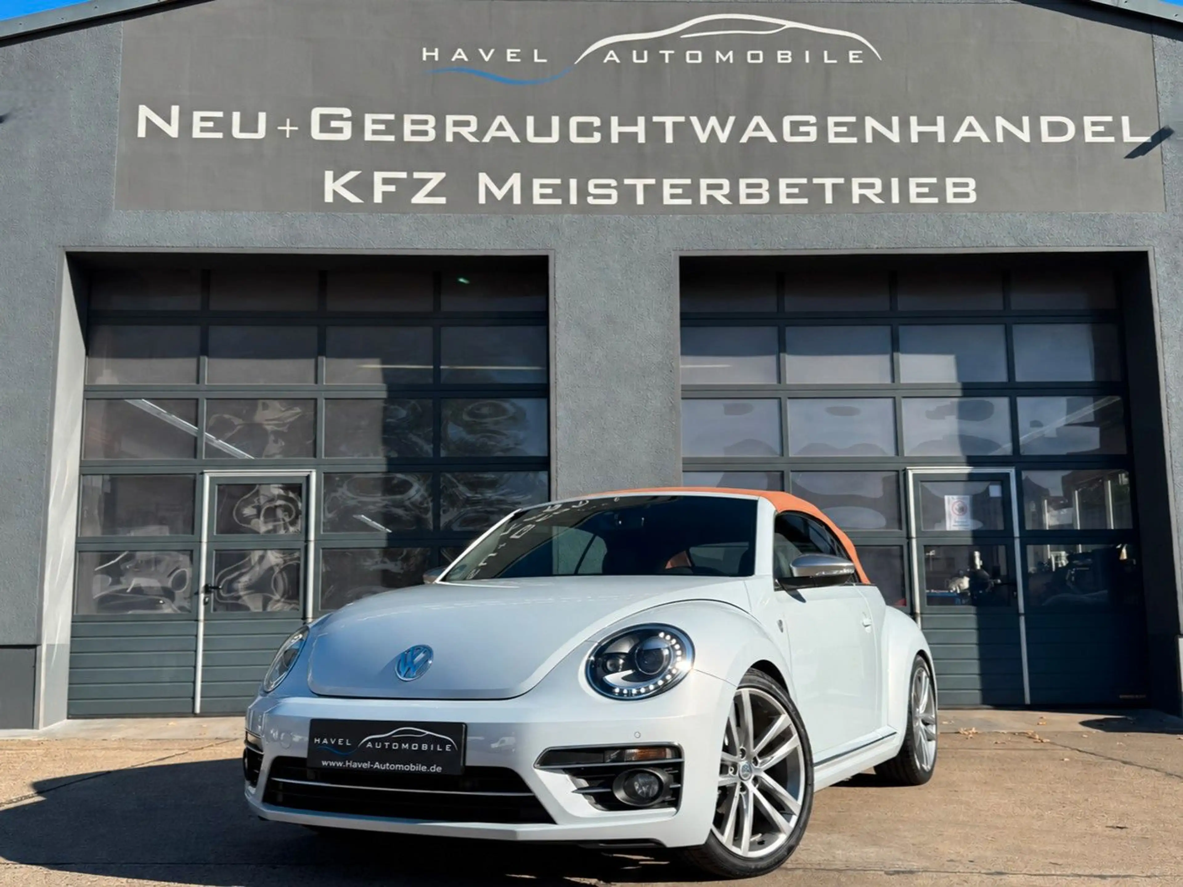 Volkswagen Beetle Cabriolet Karmann PDC Sitzheizung — photo 2