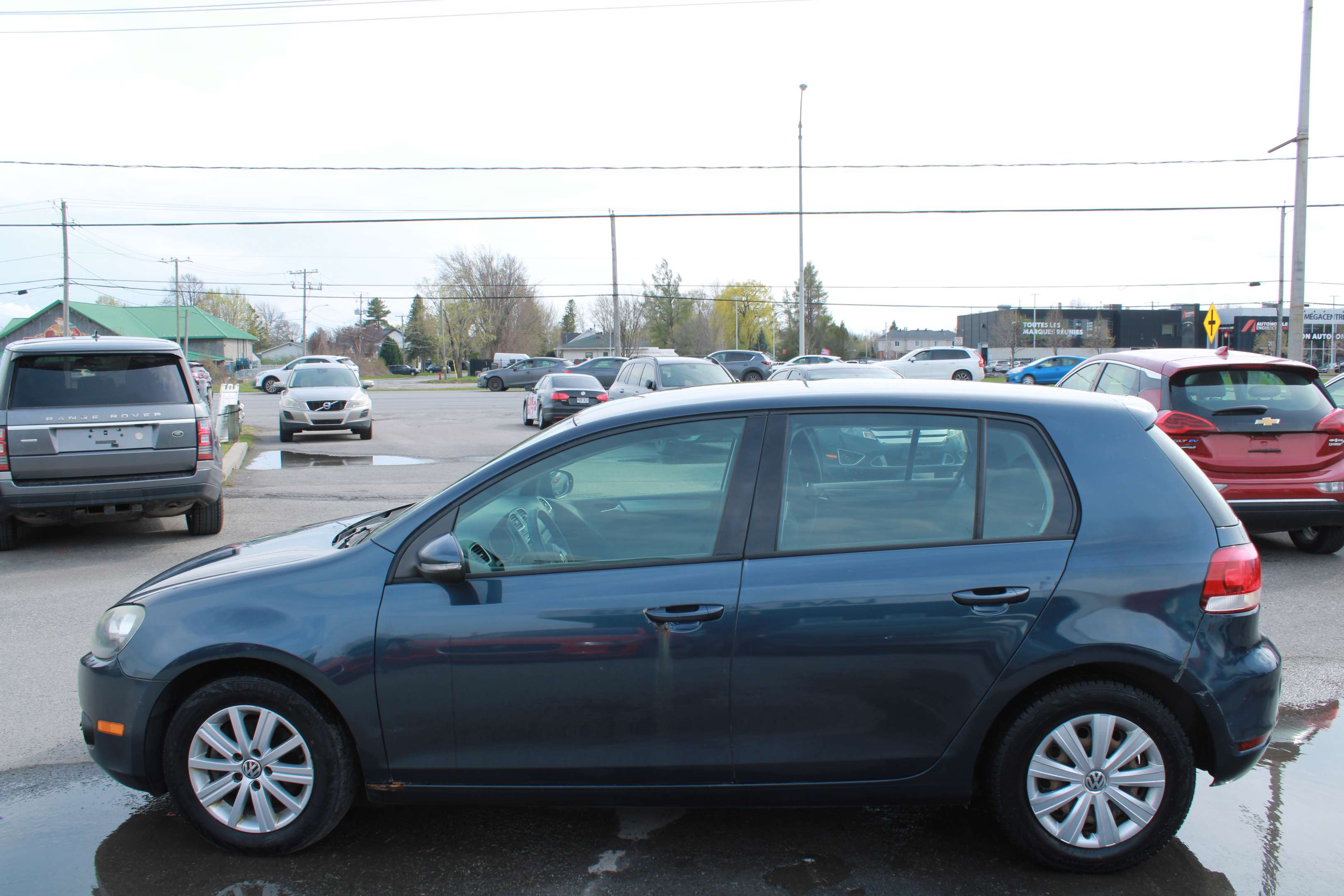 2011 Volkswagen Golf Standard Model TDI Comfortline - Image 3