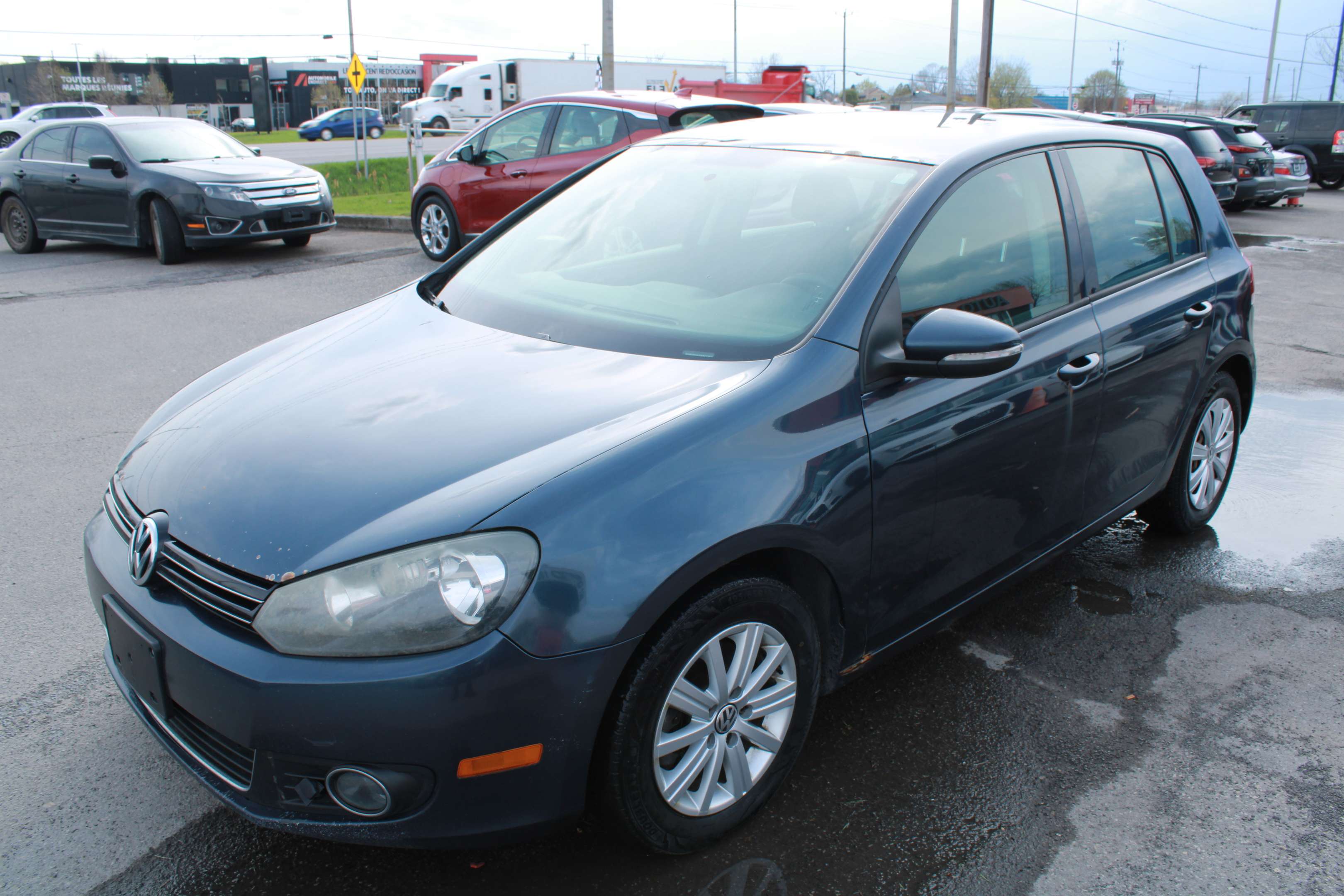 2011 Volkswagen Golf Standard Model TDI Comfortline - Image 2