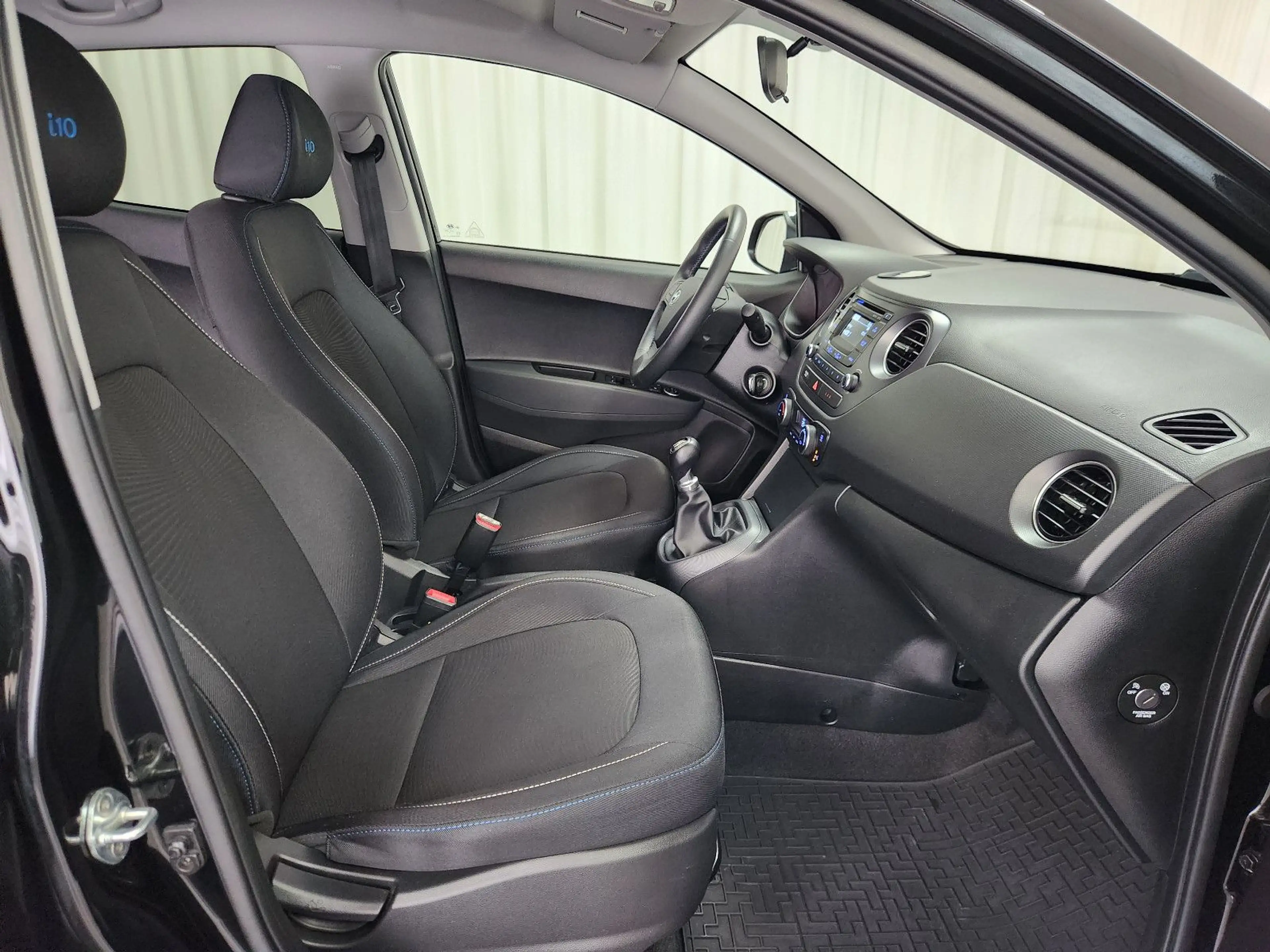 Hyundai i10 PASSION 87PS Sitzhzg. Tel. PDC beh.Lenk M&S — photo 8
