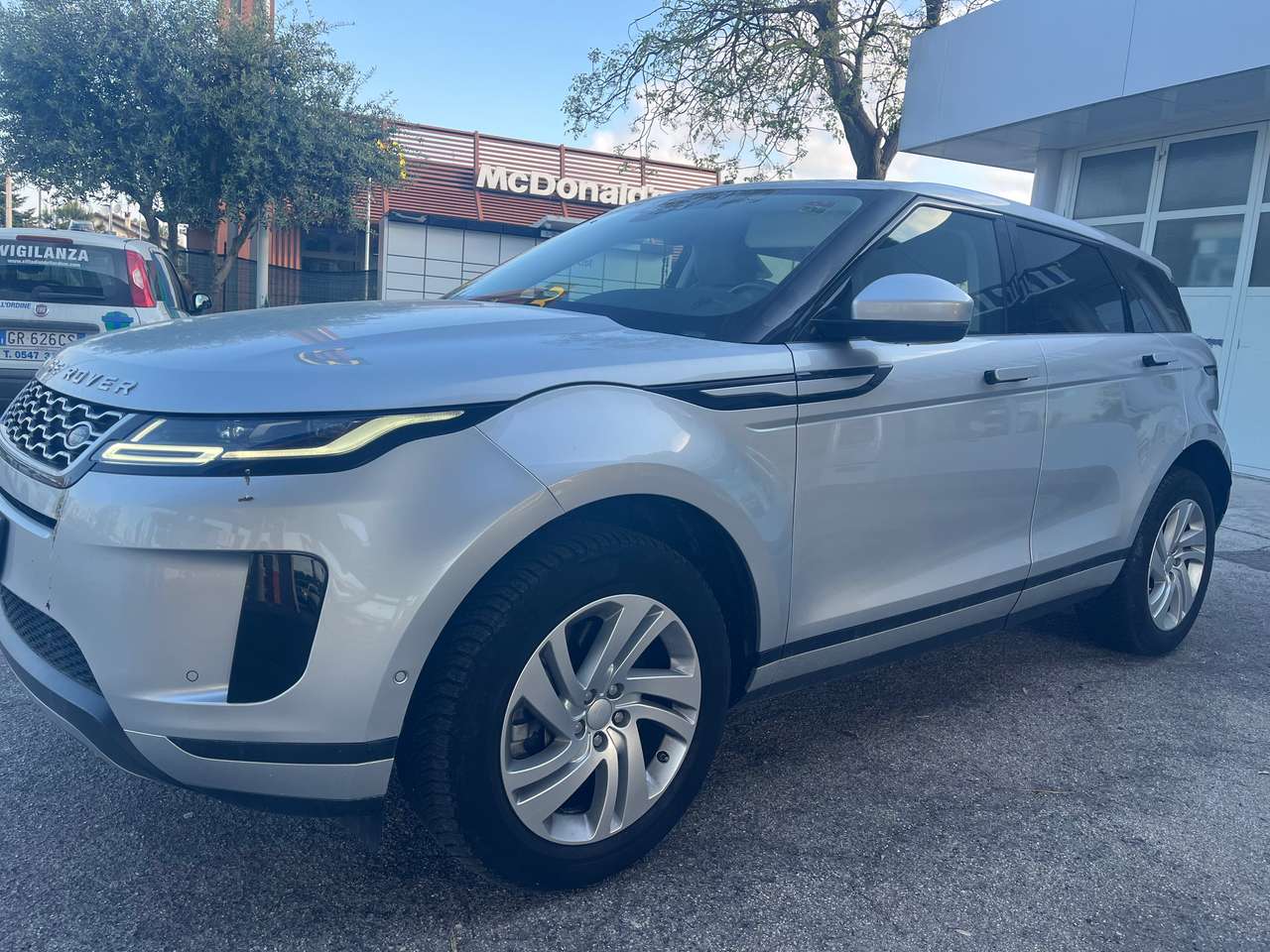 Land Rover Range Rover Evoque Range Rover Evoque II 2019 2.0d i4 mhev First Edition awd 180cv auto