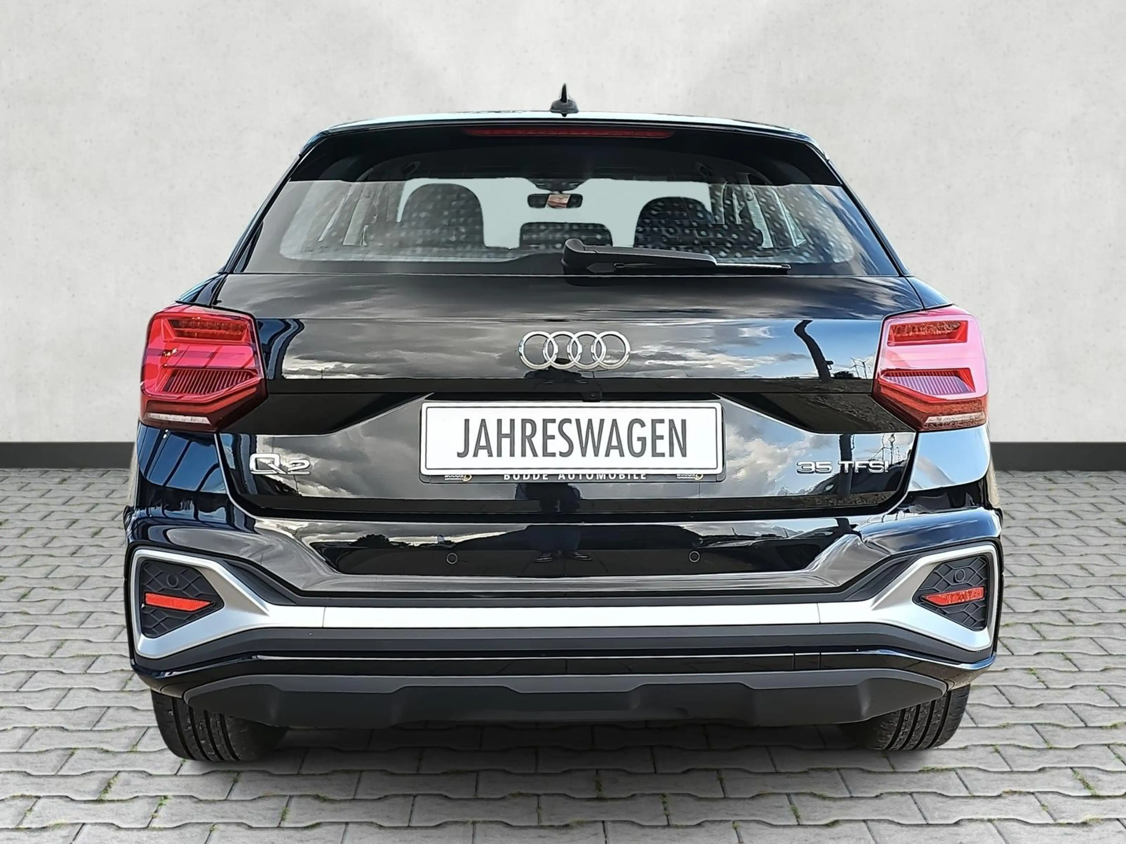 Audi Q2 35 TFSI S-Tronic S-Line Matrix Kamera Keyless — photo 21