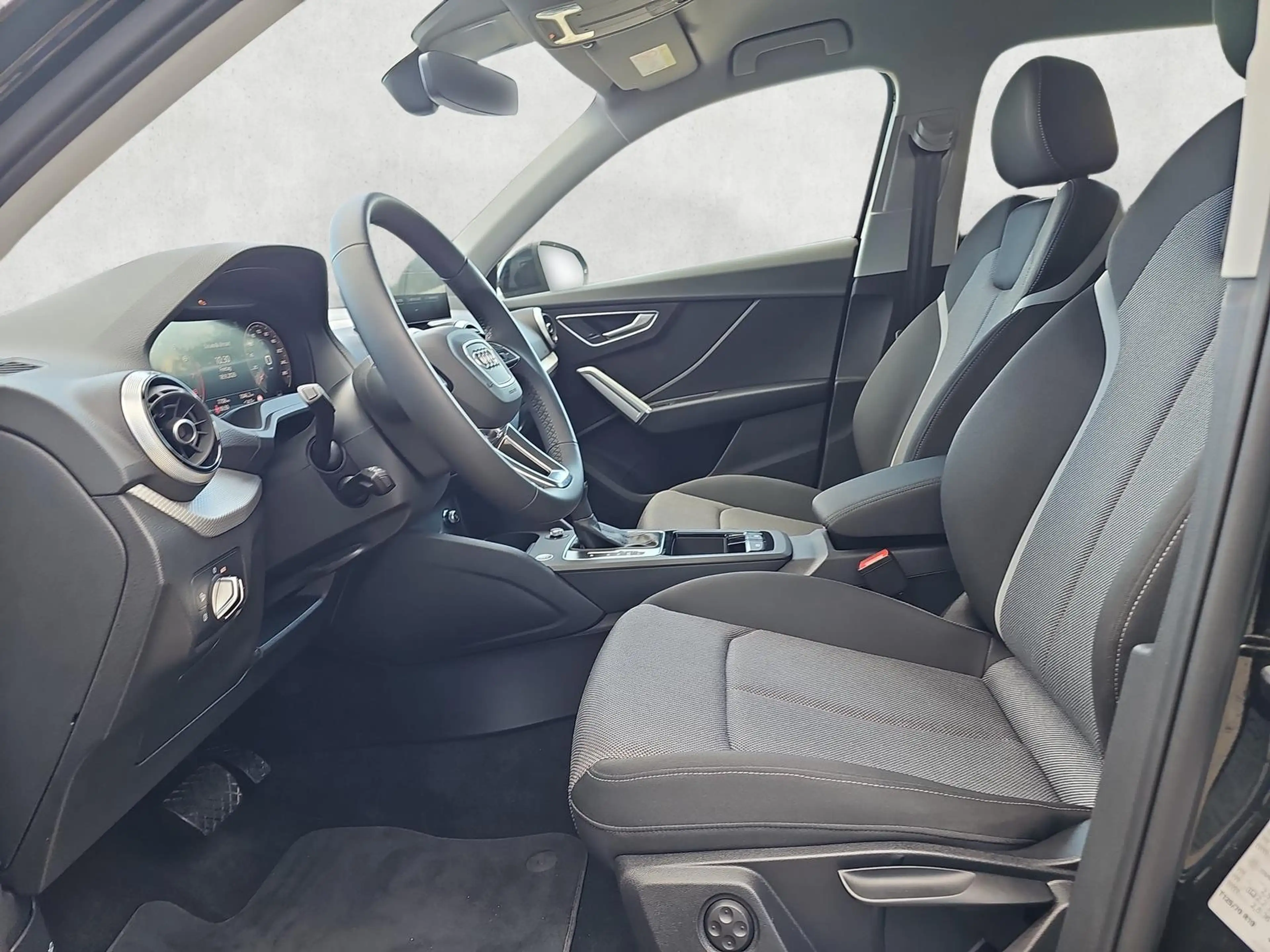Audi Q2 35 TFSI S-Tronic S-Line Matrix Kamera Keyless — photo 10