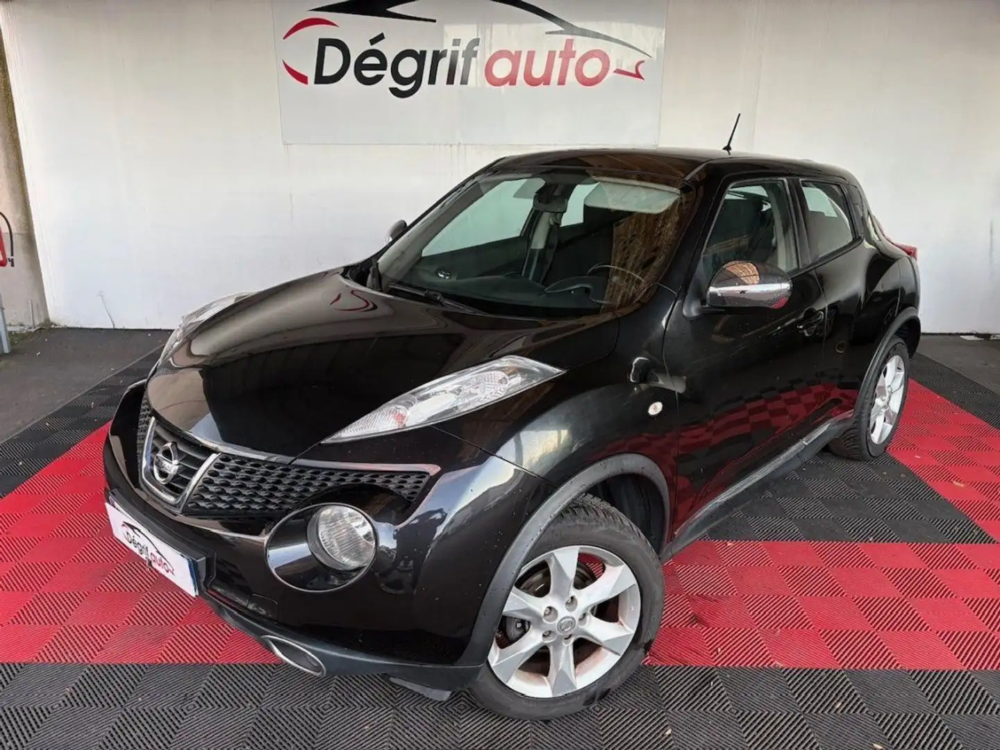Nissan Juke 1.5 dCi 110 FAP Visia Noir - 1