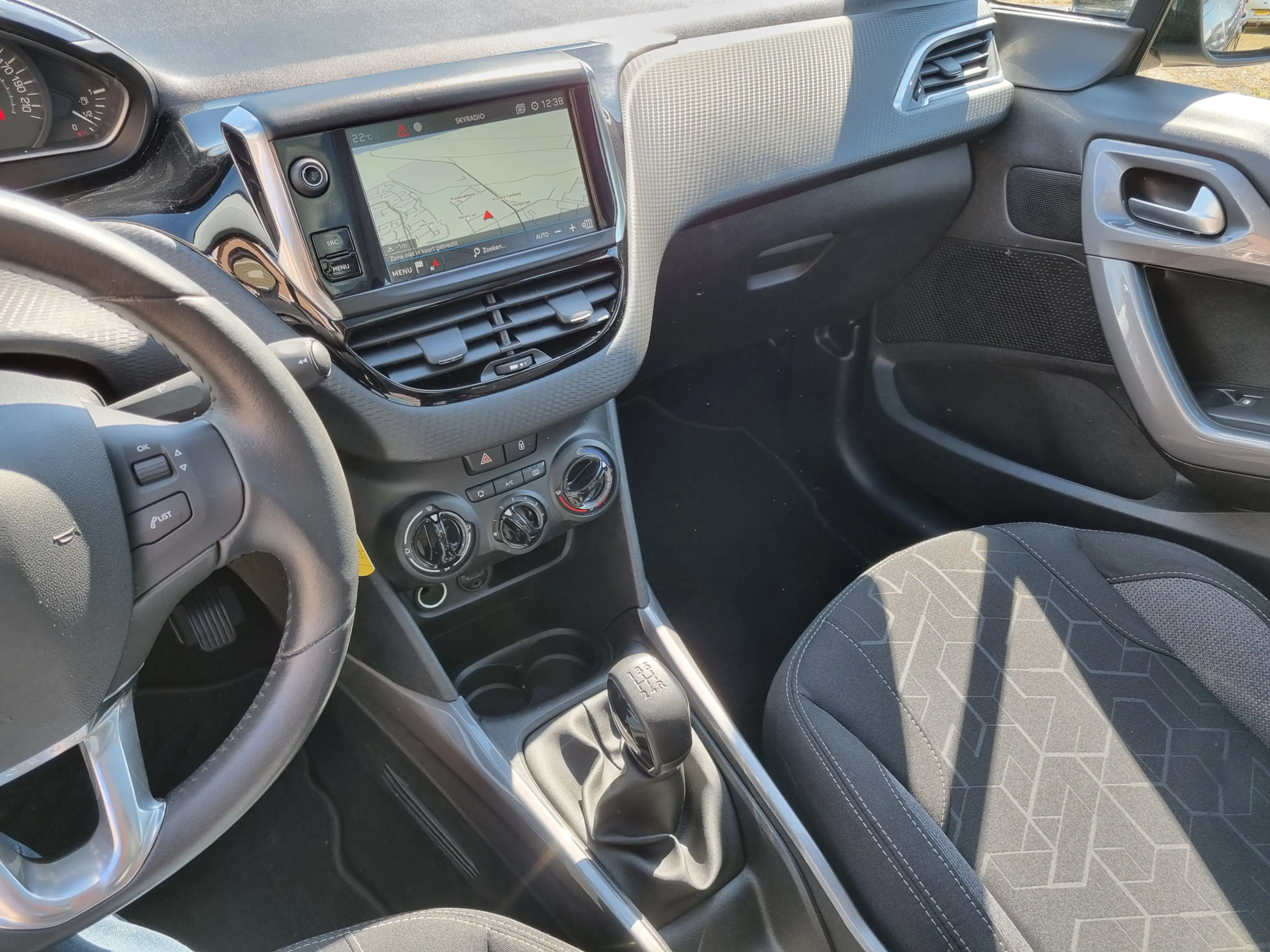 Peugeot 2008 1.2 PureTech Blue Lion ✅1e EIGENAAR ✅PANODAK — photo 33