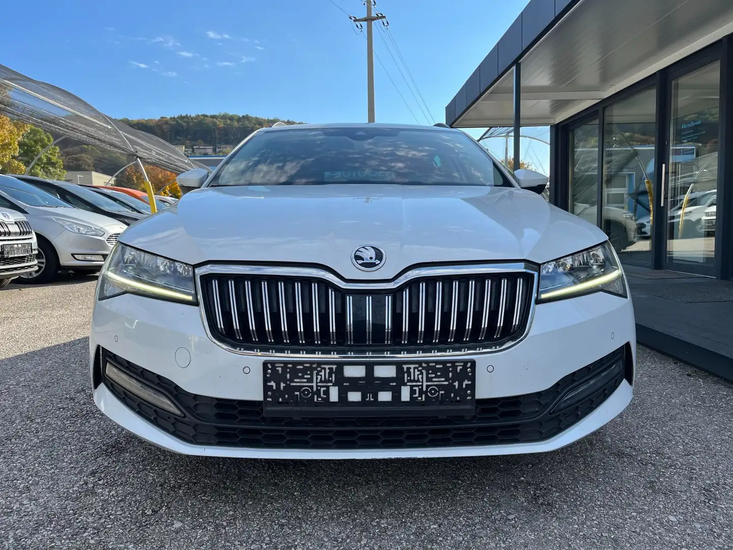 Skoda Superb Kombi 2,0 TDI Sportpaket-Virtual-LED-ACC Weiß - 2