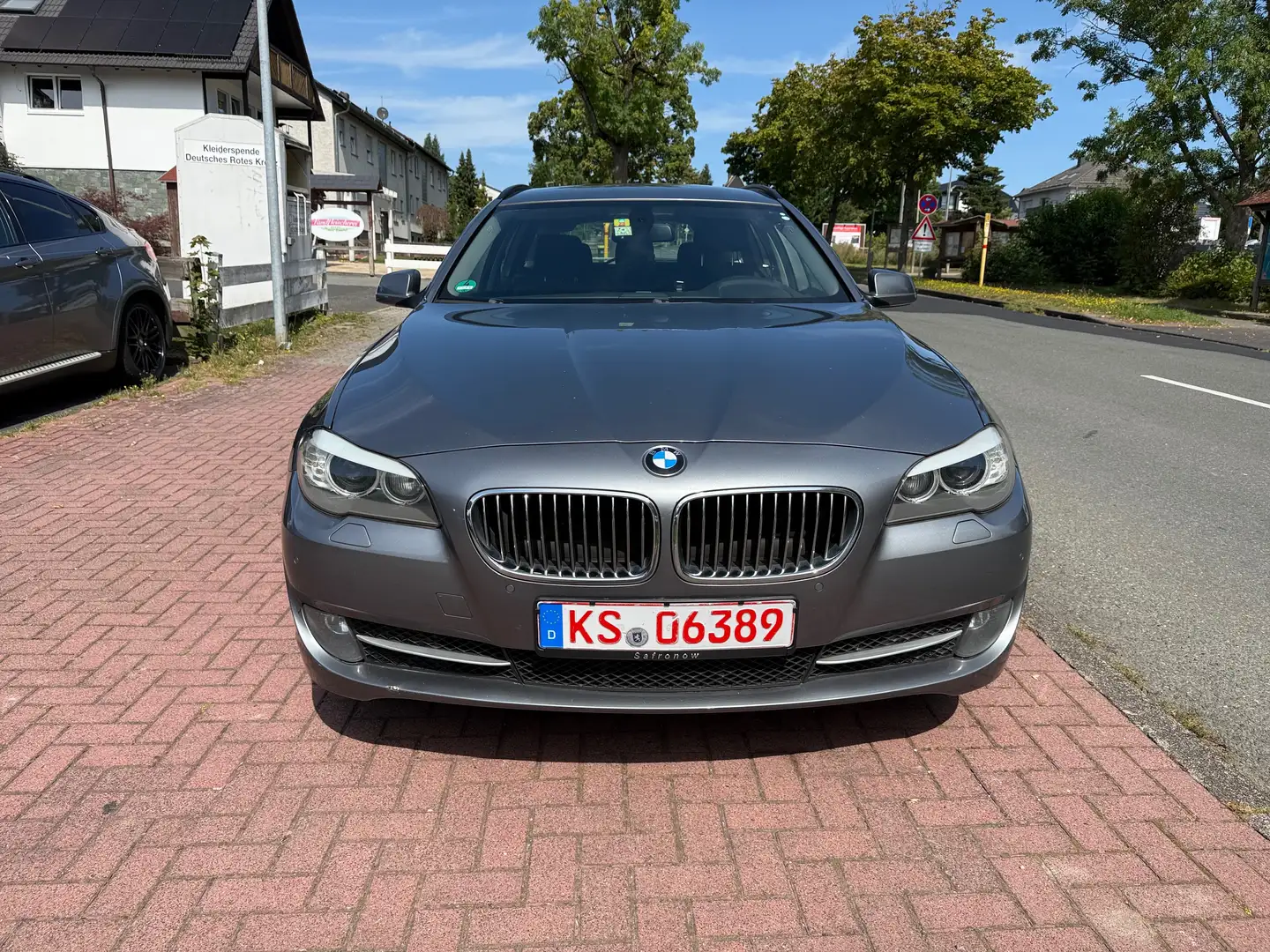 BMW 528 i Touring 3.0 6 Zylinder Xenon Serviceheft Grau - 2