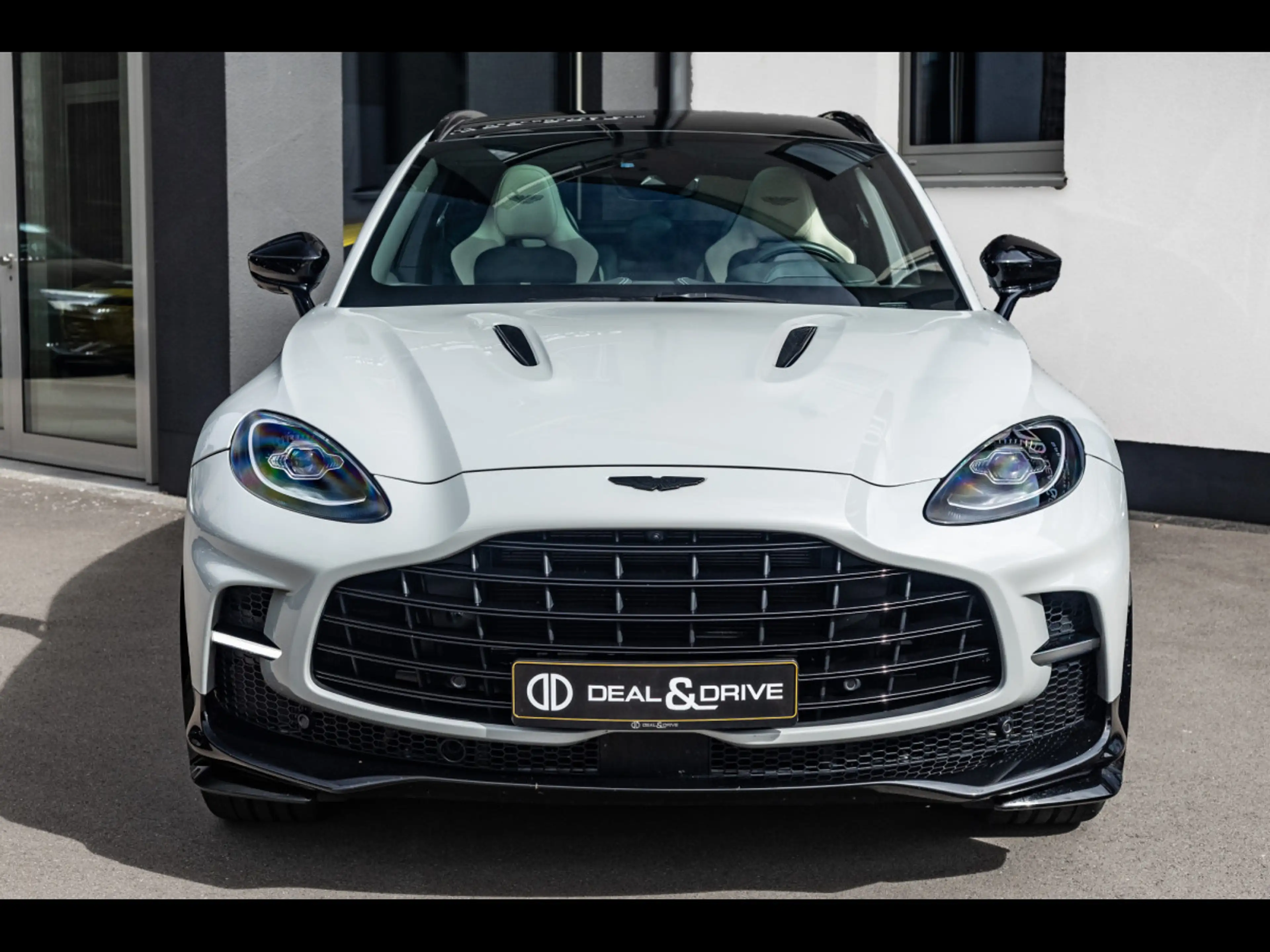 Aston Martin DBX 707 4.0 V8°APEX GREY°23'°360°CARBON°ACC — photo 5