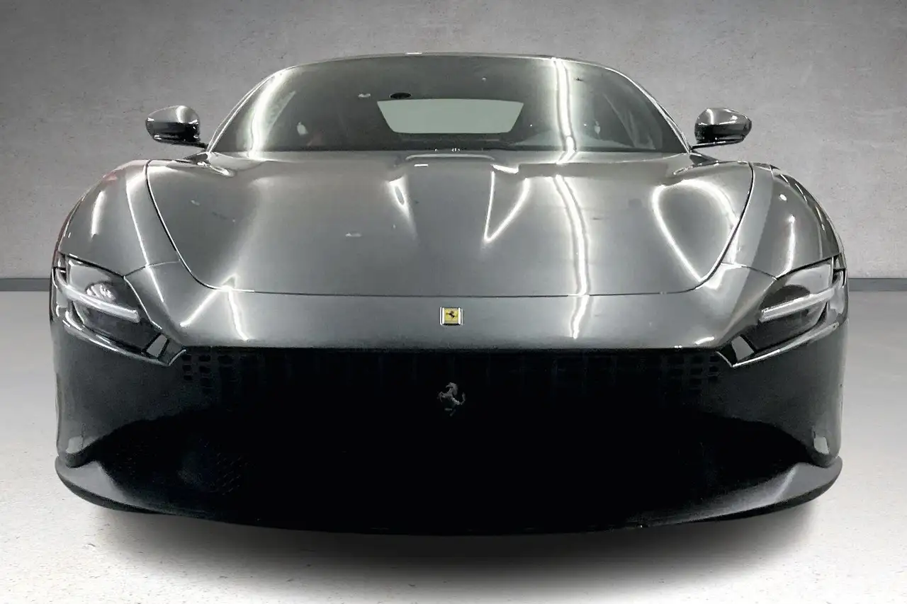 Ferrari Roma снимка Ferrari Roma
