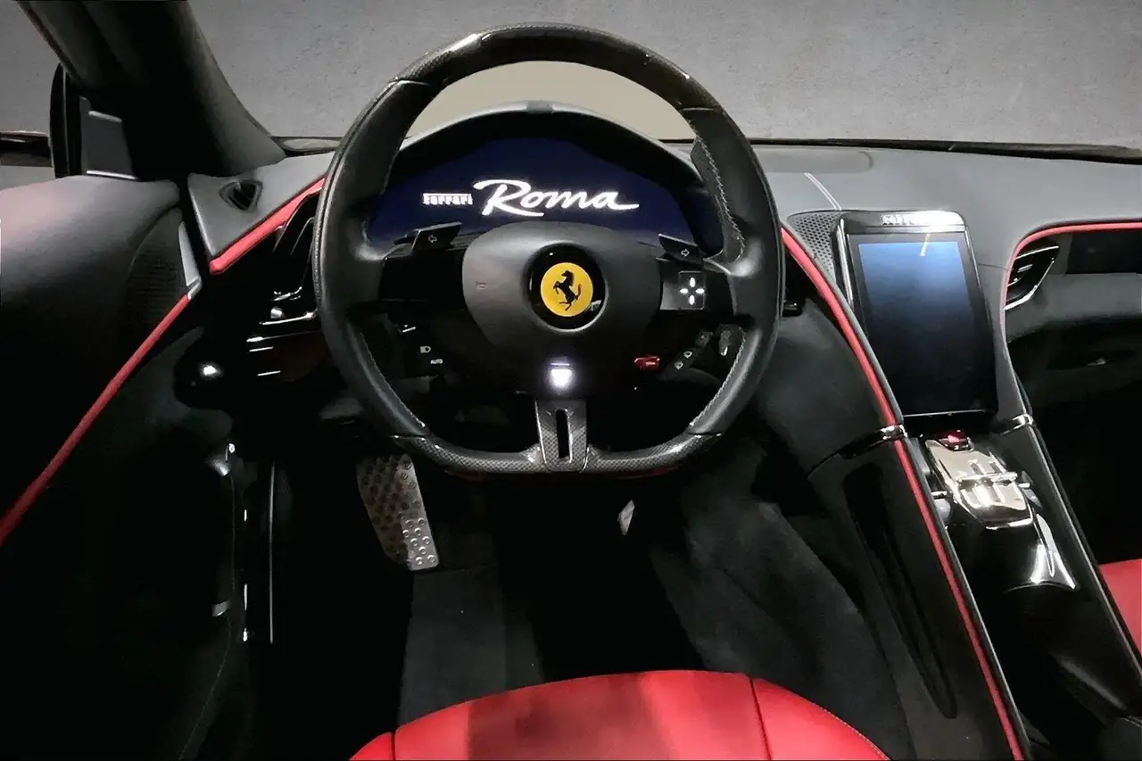 Ferrari Roma снимка Ferrari Roma