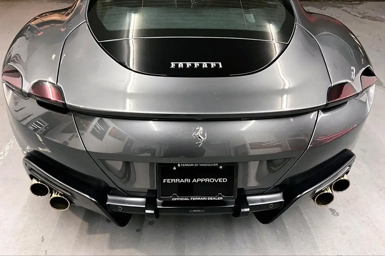 Ferrari Roma снимка Ferrari Roma