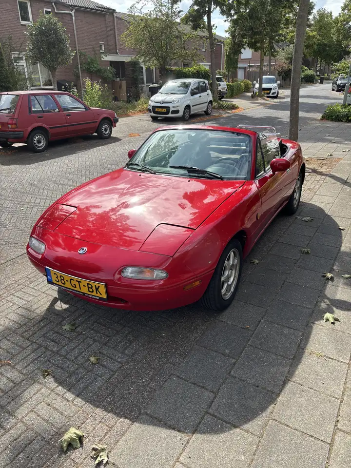 Mazda MX-5 1.6 Liter 90 Pk, foto 2