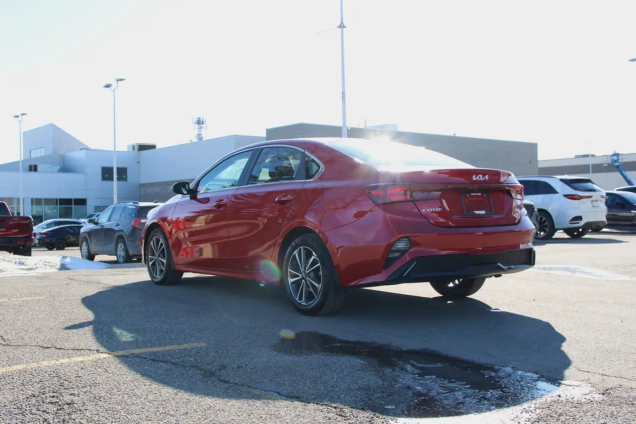 Kia Forte снимка Kia Forte
