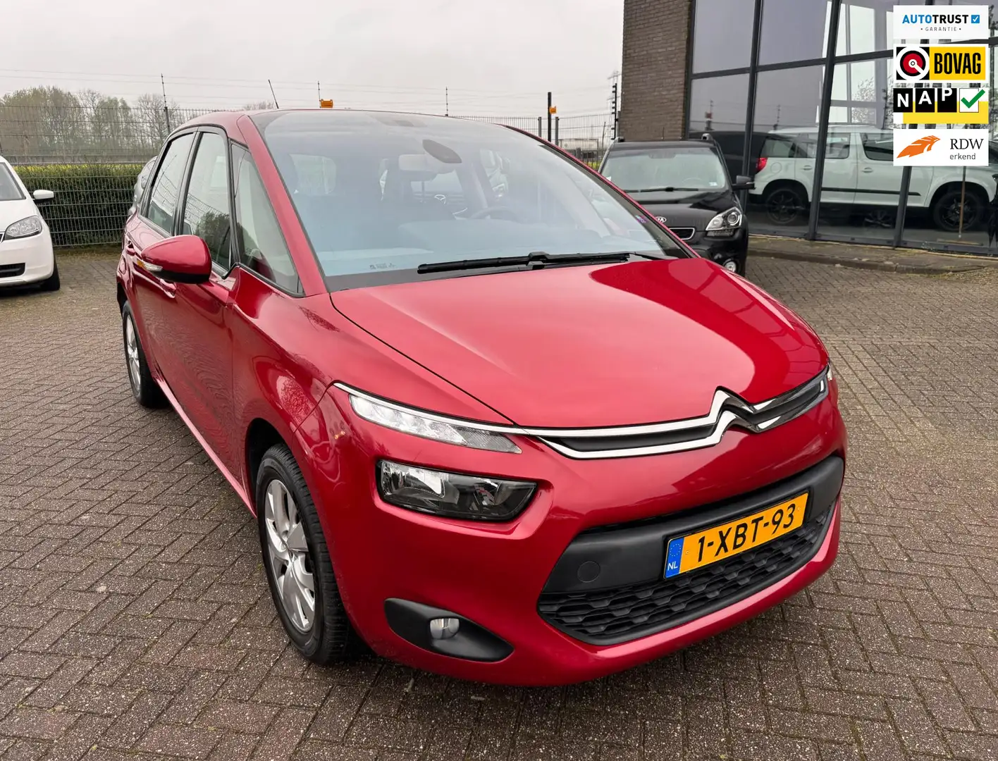 Citroen C4 Picasso 1.6 THP Tendance, 156PK, 2E EIG AFK, GEEN IMPORT, Rojo - 1