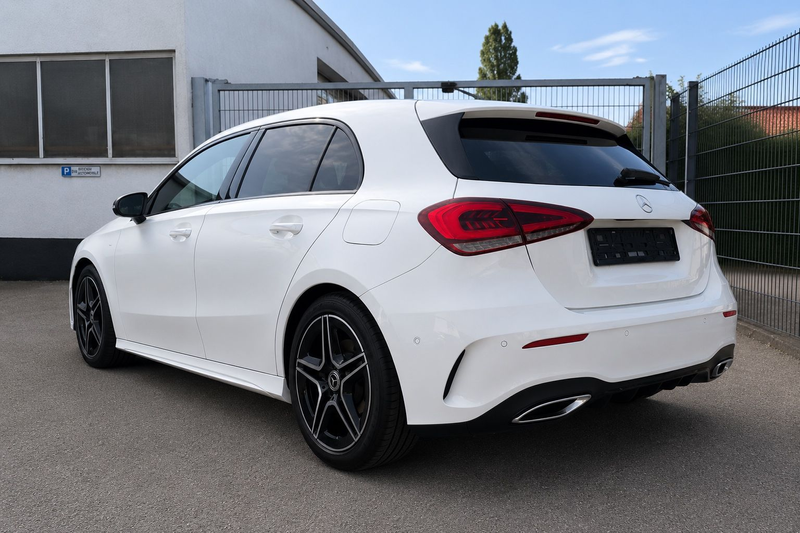 Mercedes-Benz A 250 AMG LINE / GARANTIE / AMBIENTE / CARPLAY — photo 9