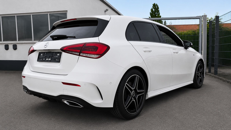 Mercedes-Benz A 250 AMG LINE / GARANTIE / AMBIENTE / CARPLAY — photo 10