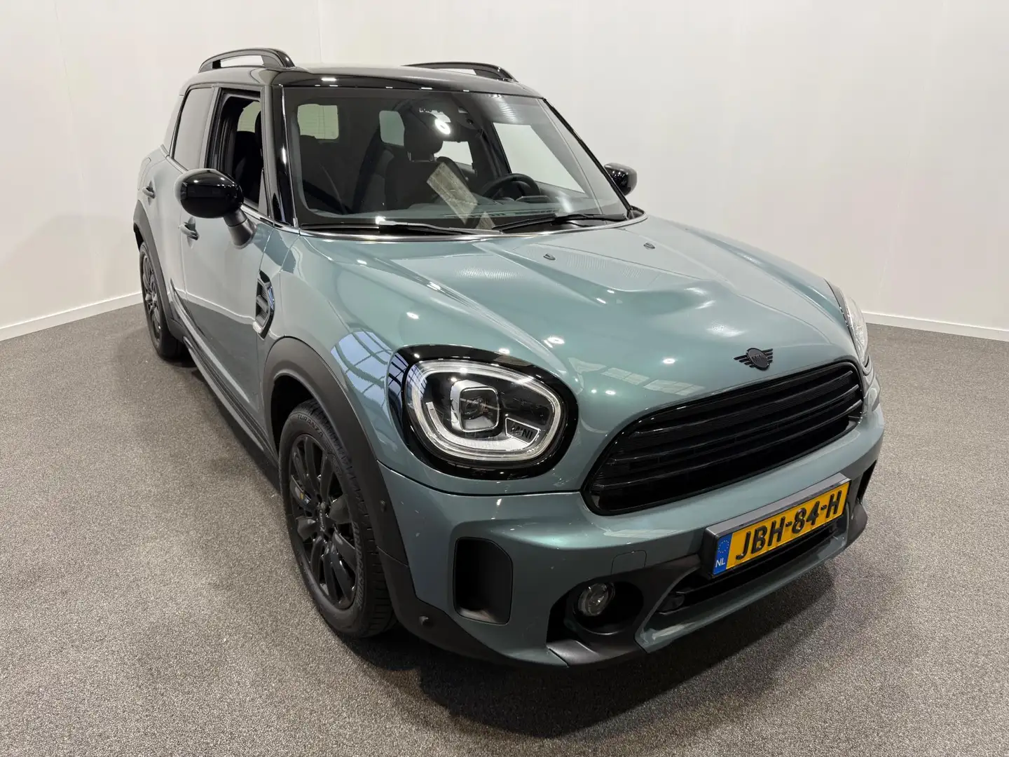 MINI Cooper Countryman Mini 1.5 Classic Groen - 2