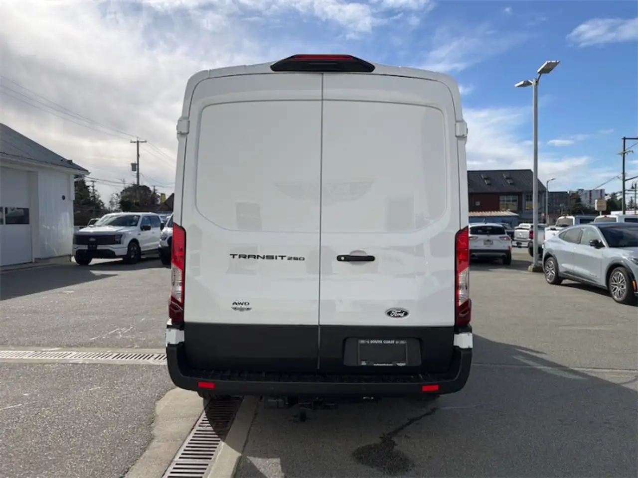 Ford Transit Cargo Van снимка Ford Transit Cargo Van