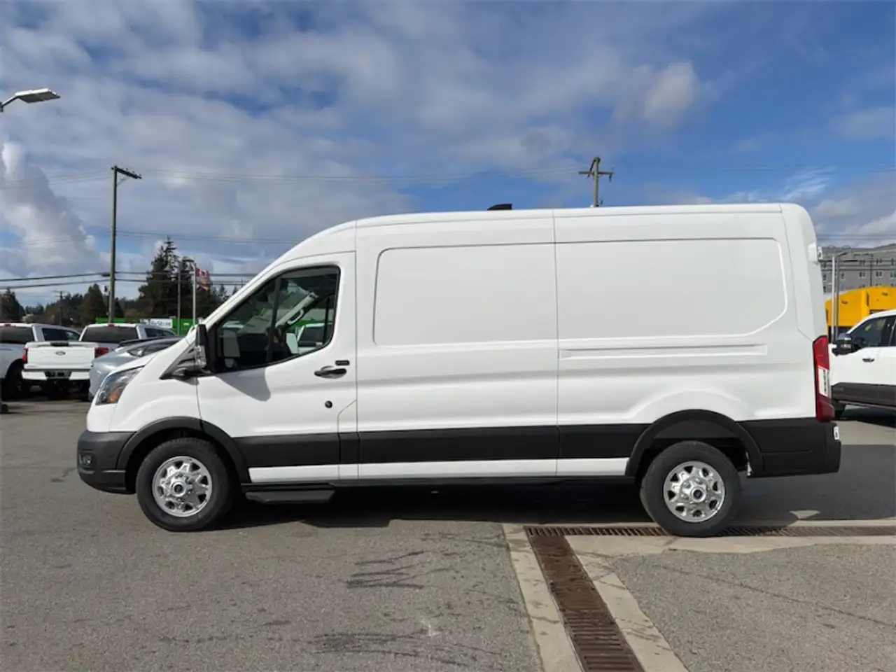 Ford Transit Cargo Van снимка Ford Transit Cargo Van